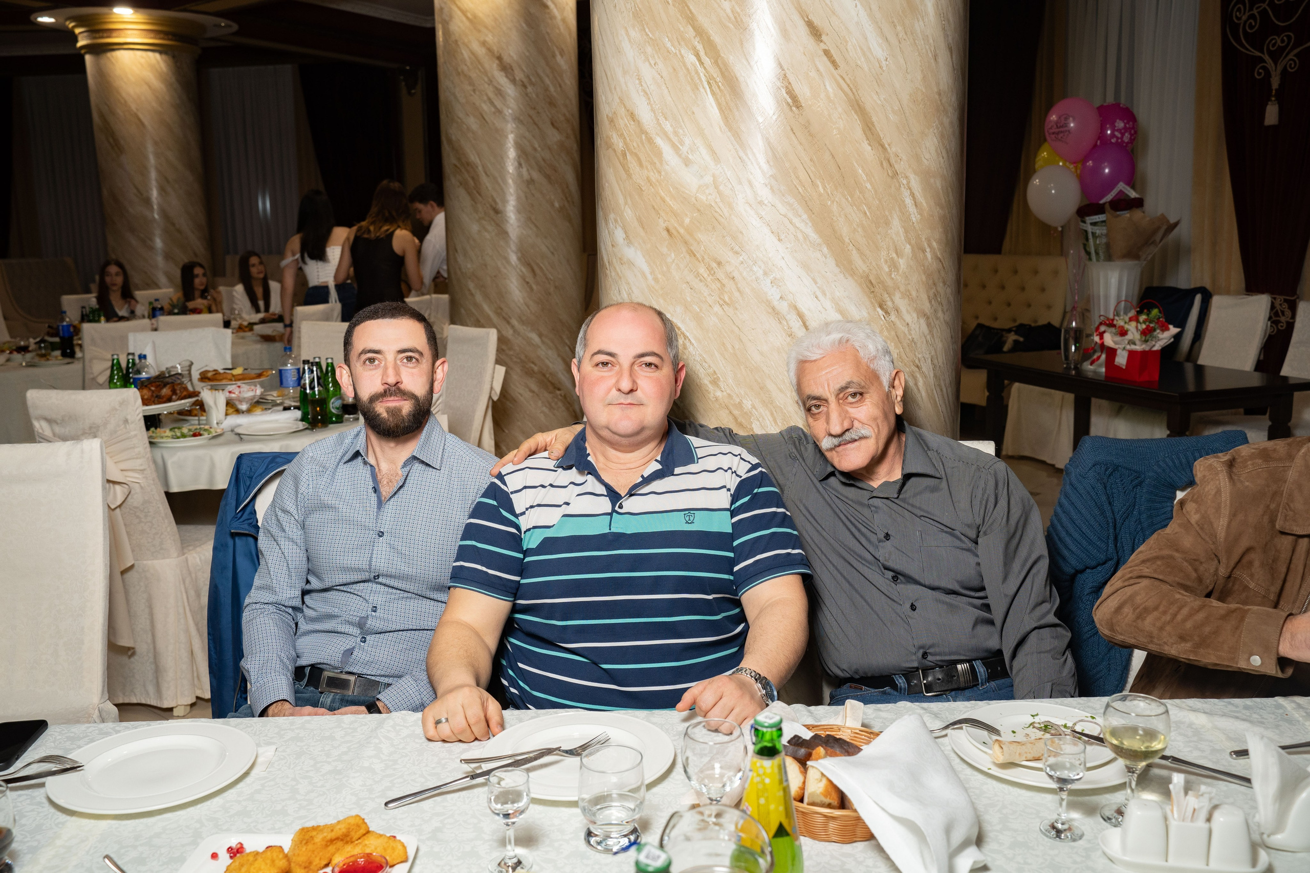 ДНИ РОЖДЕНИЯ. Свадебный, семейный, фэшн фотограф, школьный фотограф в Сочи