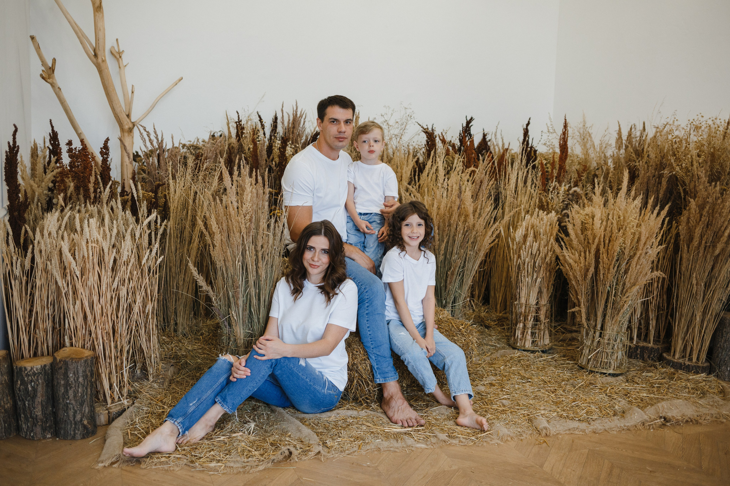 Никита, Карина, Николь, Дэниэл, Эмили. Семейный фотограф Николаева Ольга