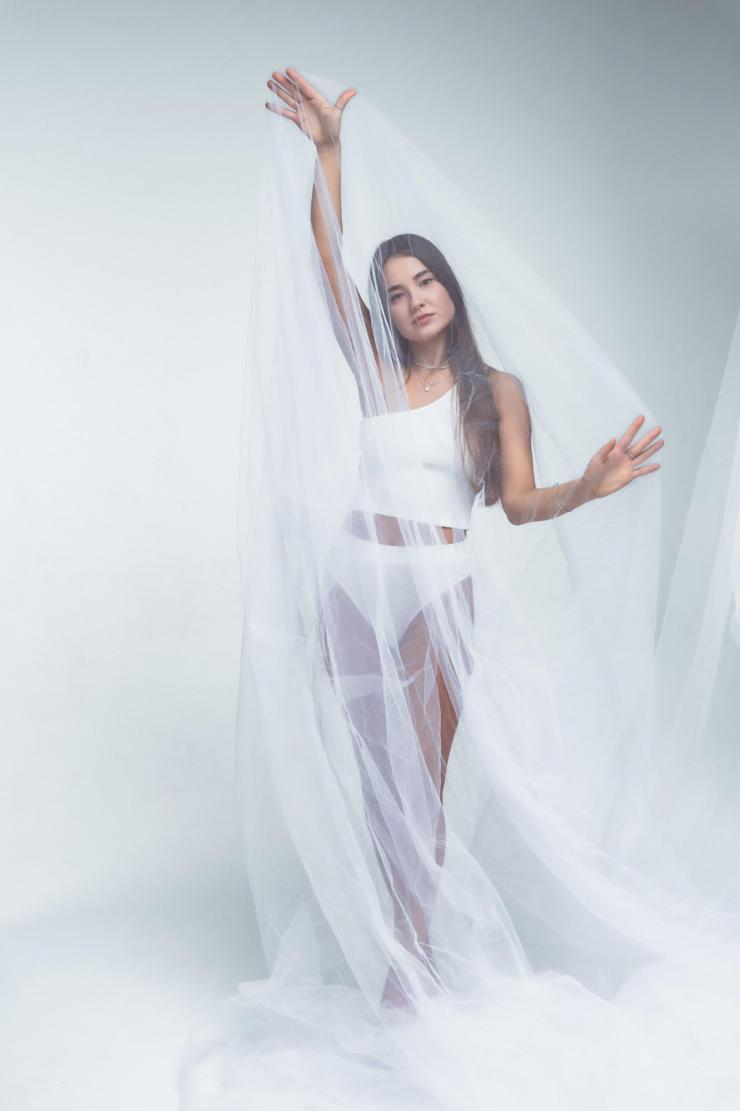 Фотосессии на циклораме. Фотосессии на белом фоне. Профессиональный фотограф Ковалева Олеся