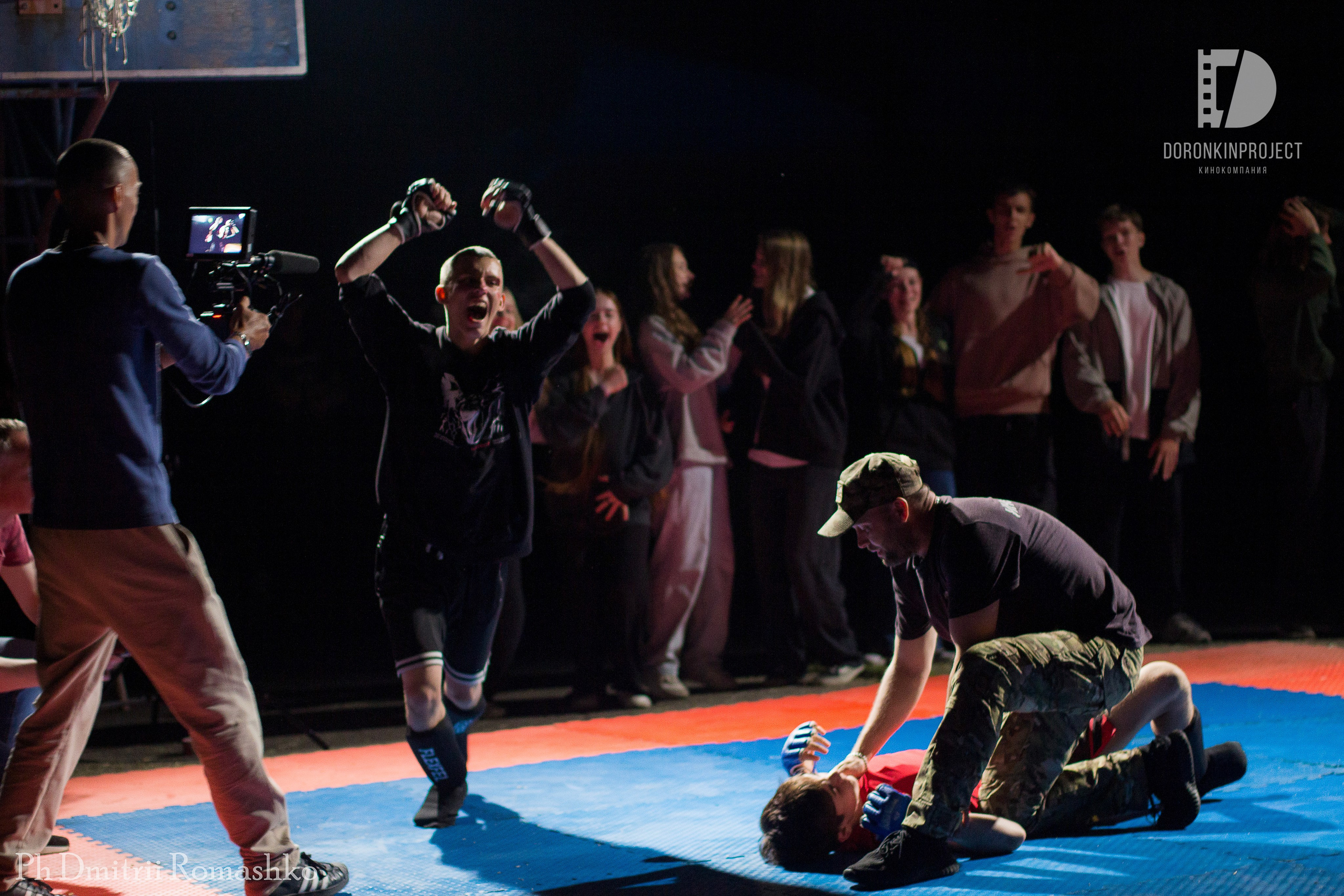 Репортаж/Бэкстейдж. Фотограф Дмитрий Ромашко