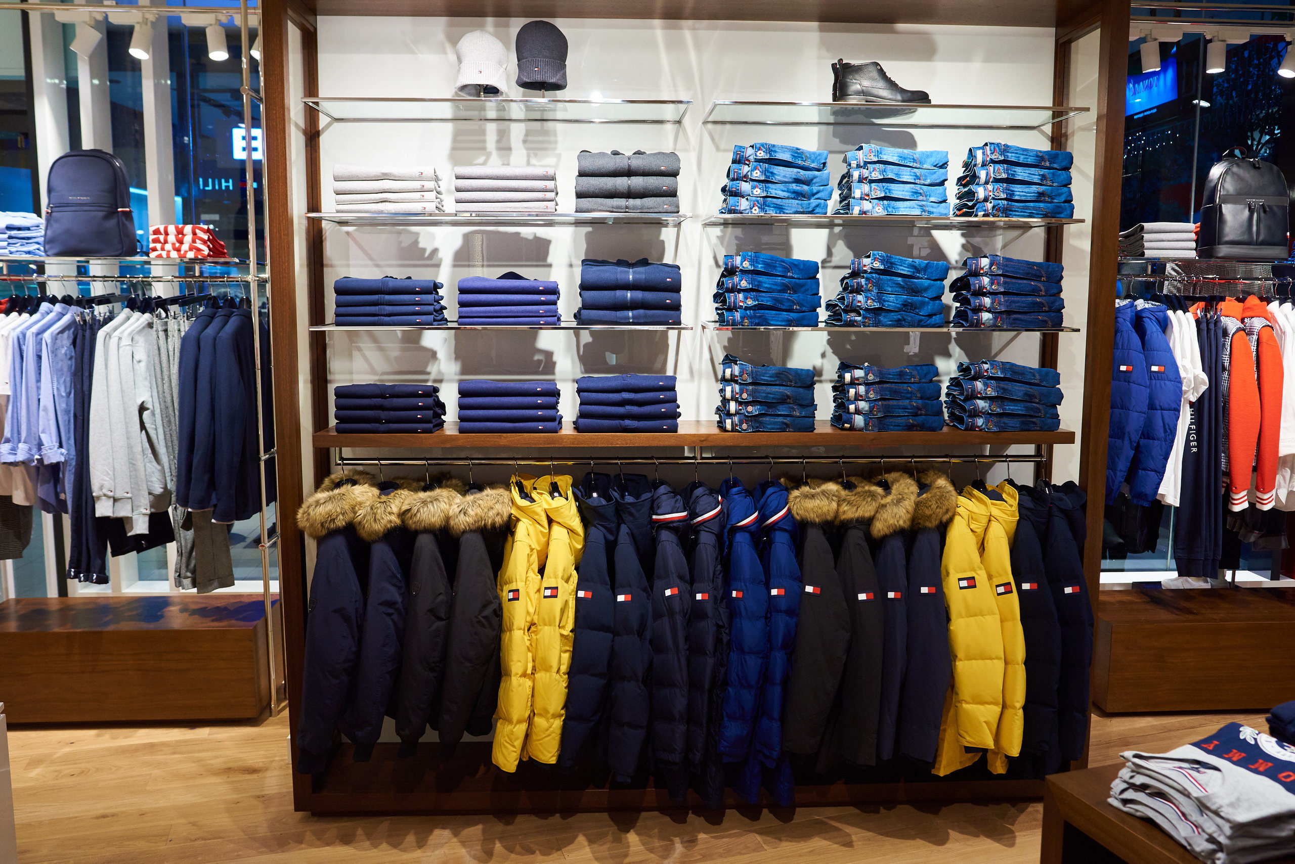 Фотосъёмка магазина одежды. Артём Савиных — профессиональный фотограф в Москве | Репортажи, свадьбы, портреты