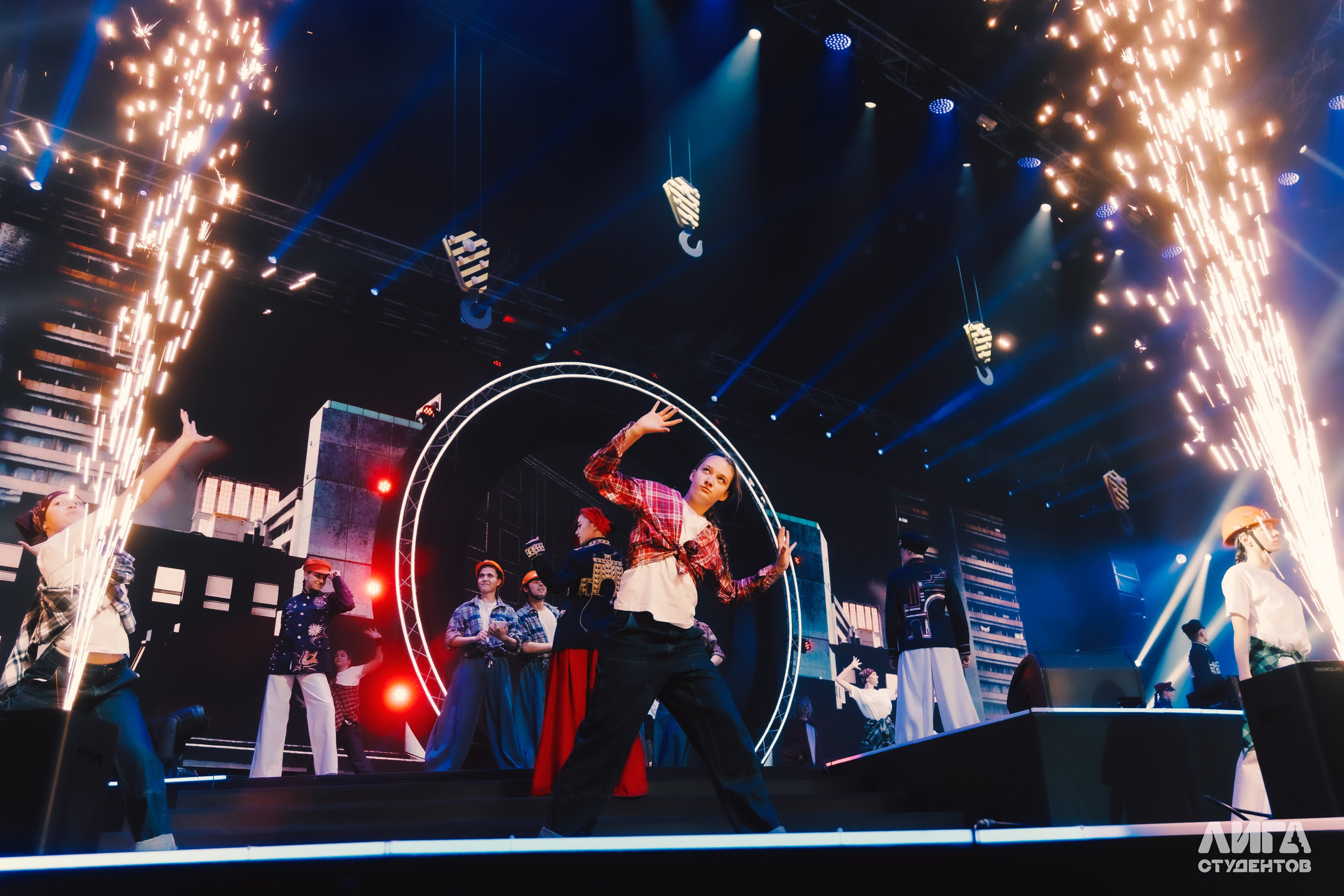 Российская Студенческая Весна 2025. Портретный фотограф в Казани Радомир Заздравных