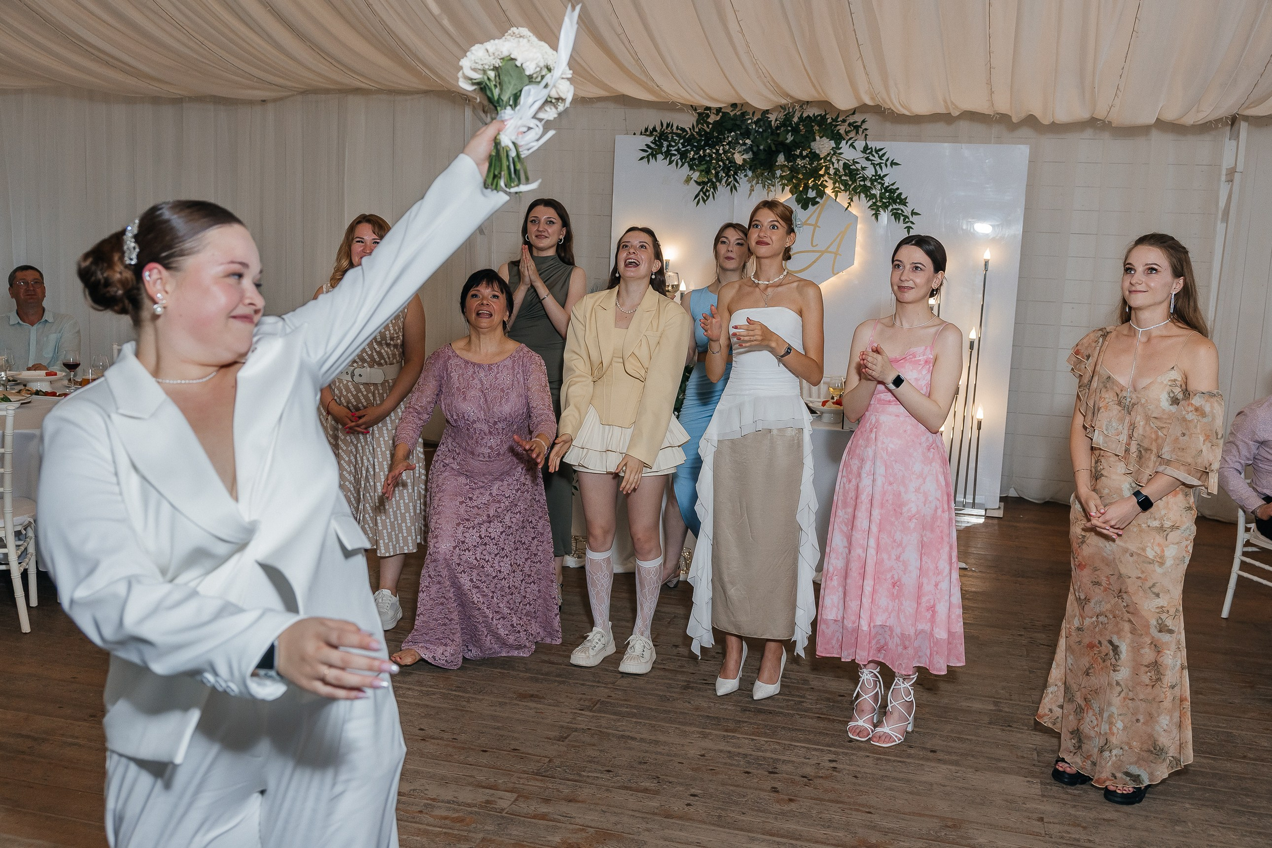 Свадебная фотосессия Новосибирск. Женский и событийный фотограф в Новосибирске Оксана Чумакова