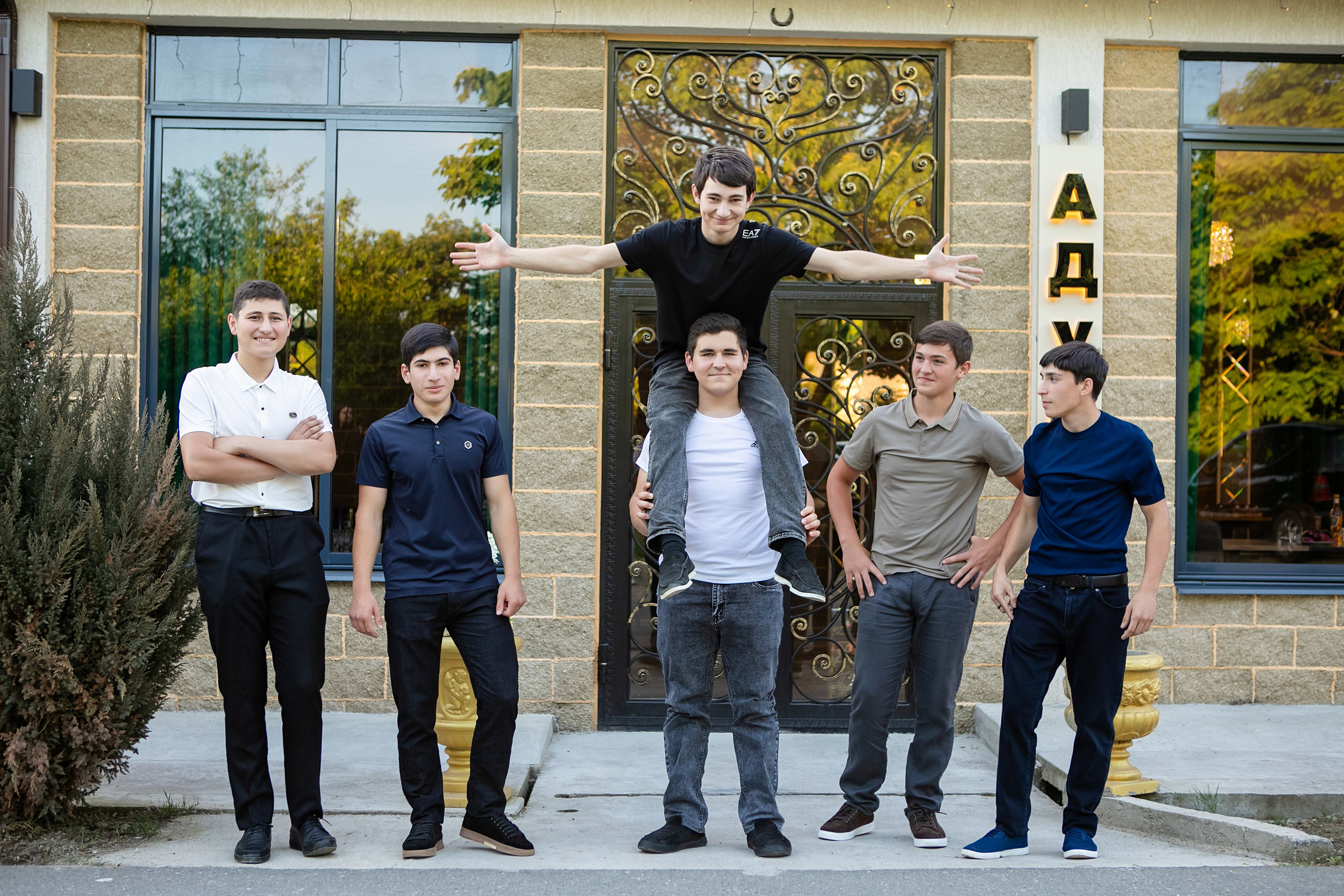 Съемки в ресторанах (свадьбы, юбилеи, выпускные вечера). Семейный и детский фотограф Марина Баладьян Сочи / Краснодар / Москва