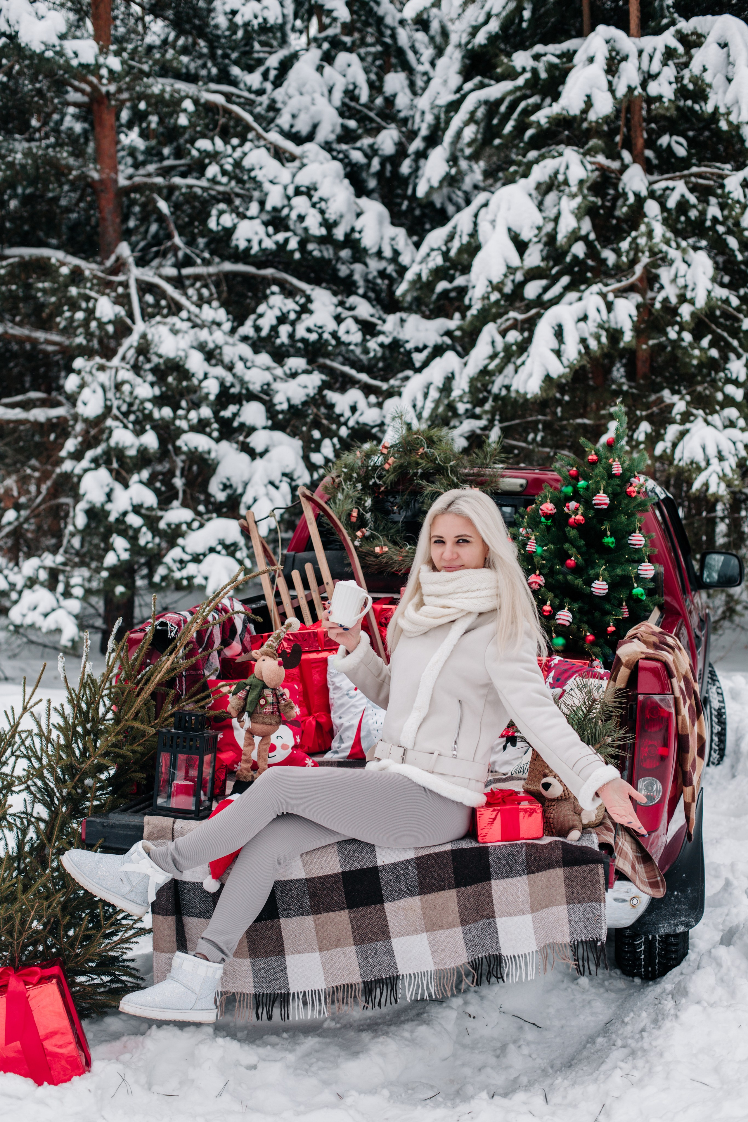 Даша, Настя (красный пикап и не только :). Семейный и свадебный фотограф в Воронеже Майя Добровольская