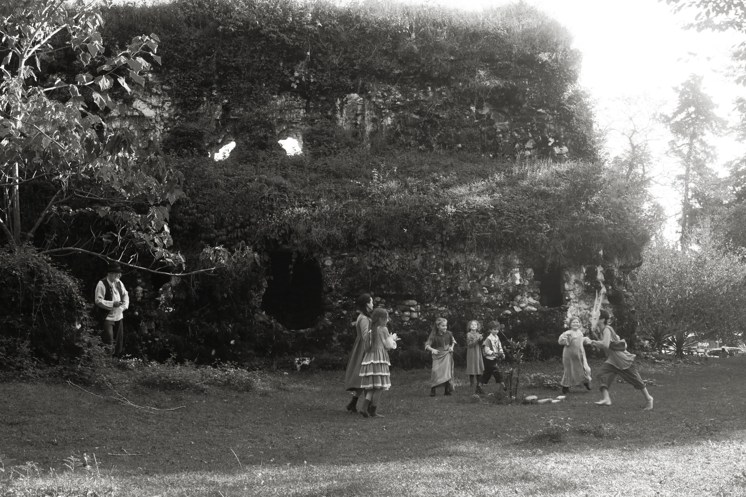 Кинематографическая съемка. Старик и дети. Ekaterina Beridze