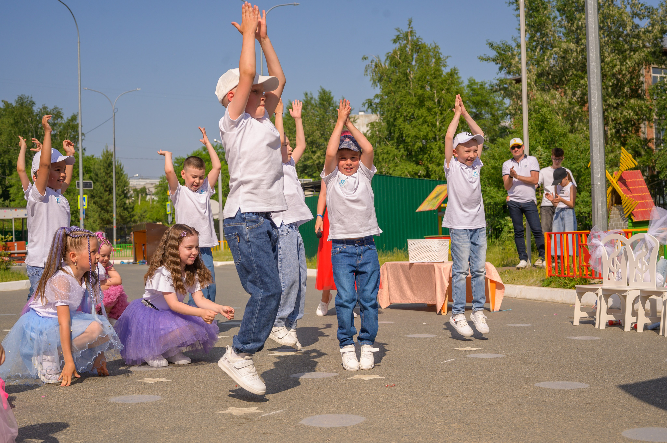 Репортаж выпускного группа «Фантазёры» 3 садик. Фотограф новорожденных, семейный детский в Тюмени Татьяна Морозова
