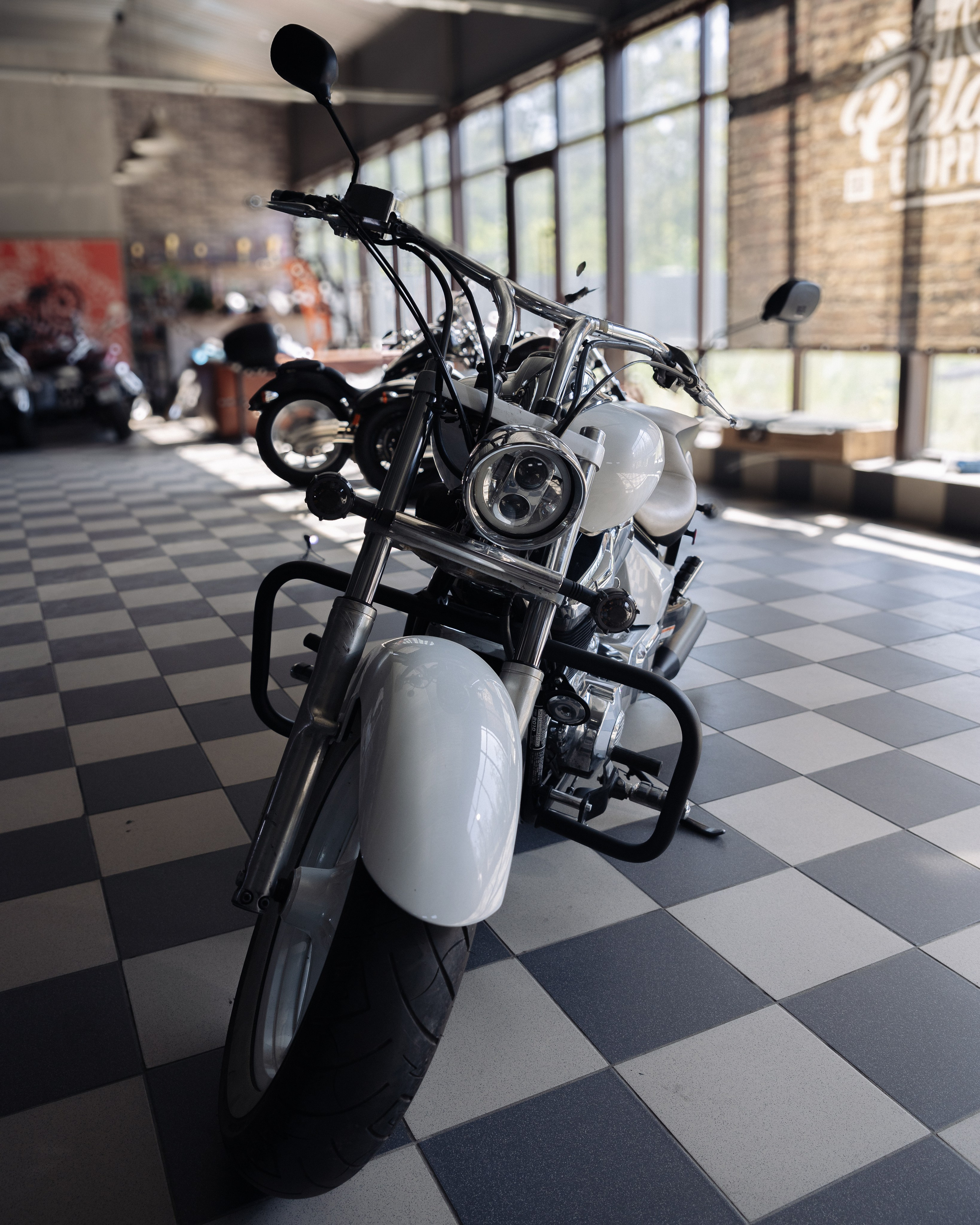 Honda VT 1300 Stateline. ......