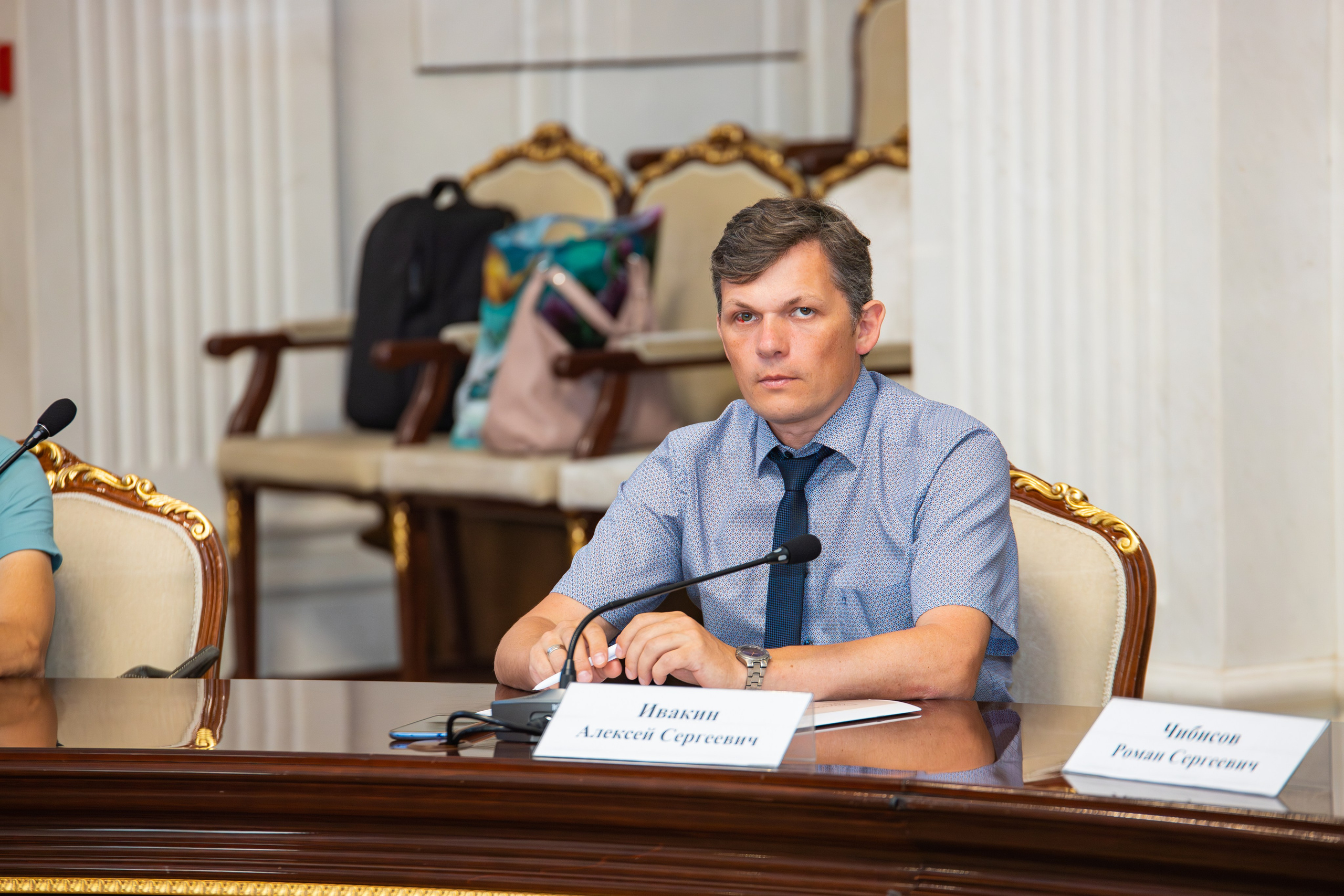 Бизнес конференция между крупным бизнесом и малым. Фотограф Александр Поздняков  Новосибирск