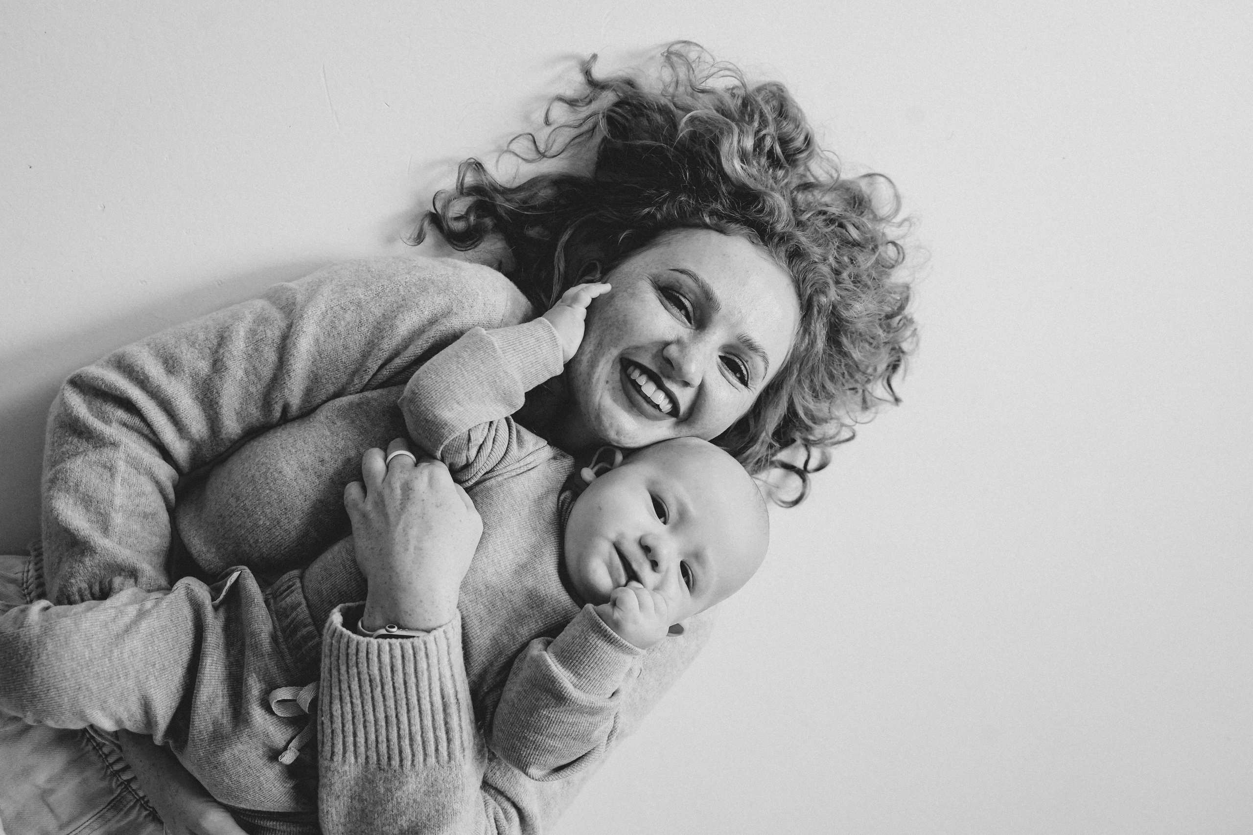 Семейная фотосессия в студии. Семейный и женский фотограф в Краснодаре Анастасия Приймак