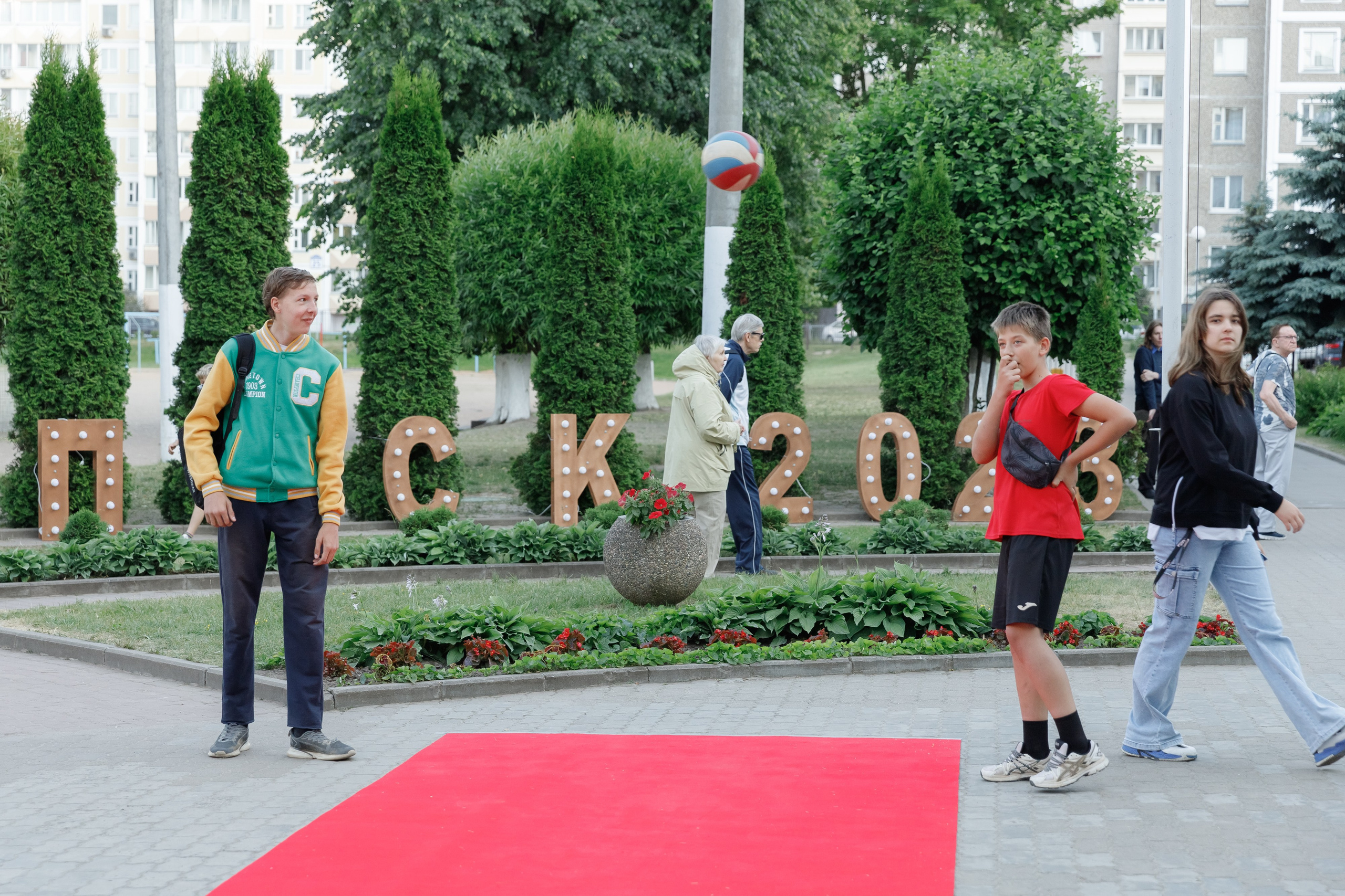 Школьный выпускной 2023 год в Минске. Свадебный фотограф в Минске/Беларуси Сергей Спиридонов