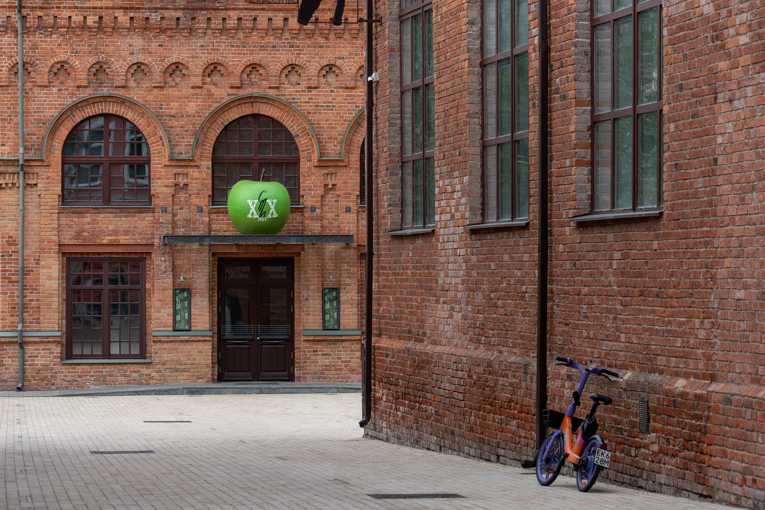 20250921 Таганка-Курская. Дмитрий Ремизов. Фотография, как хобби