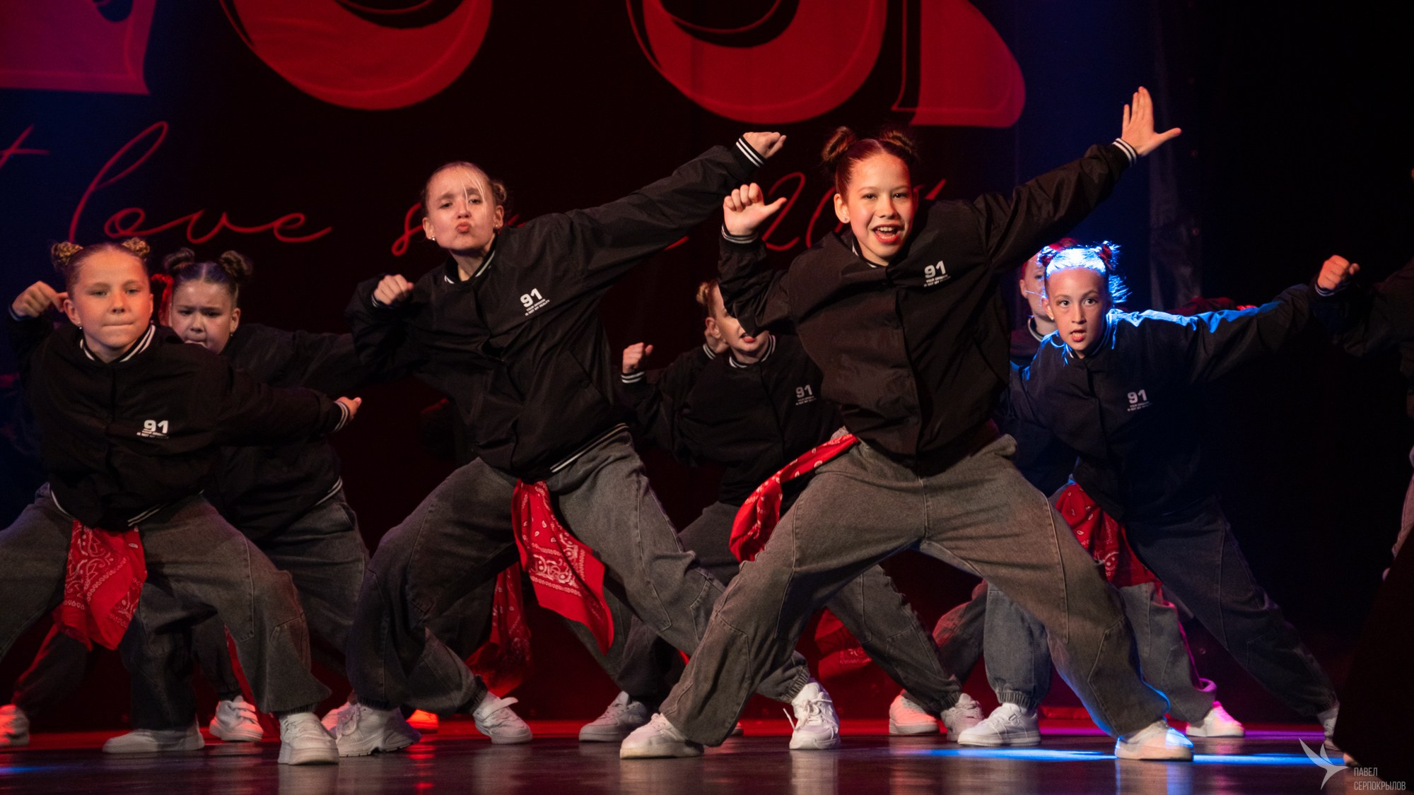 Отчётный концерт танцевальной студии «MOVE UP. Репортажный фотограф в Казани Павел Серпокрылов