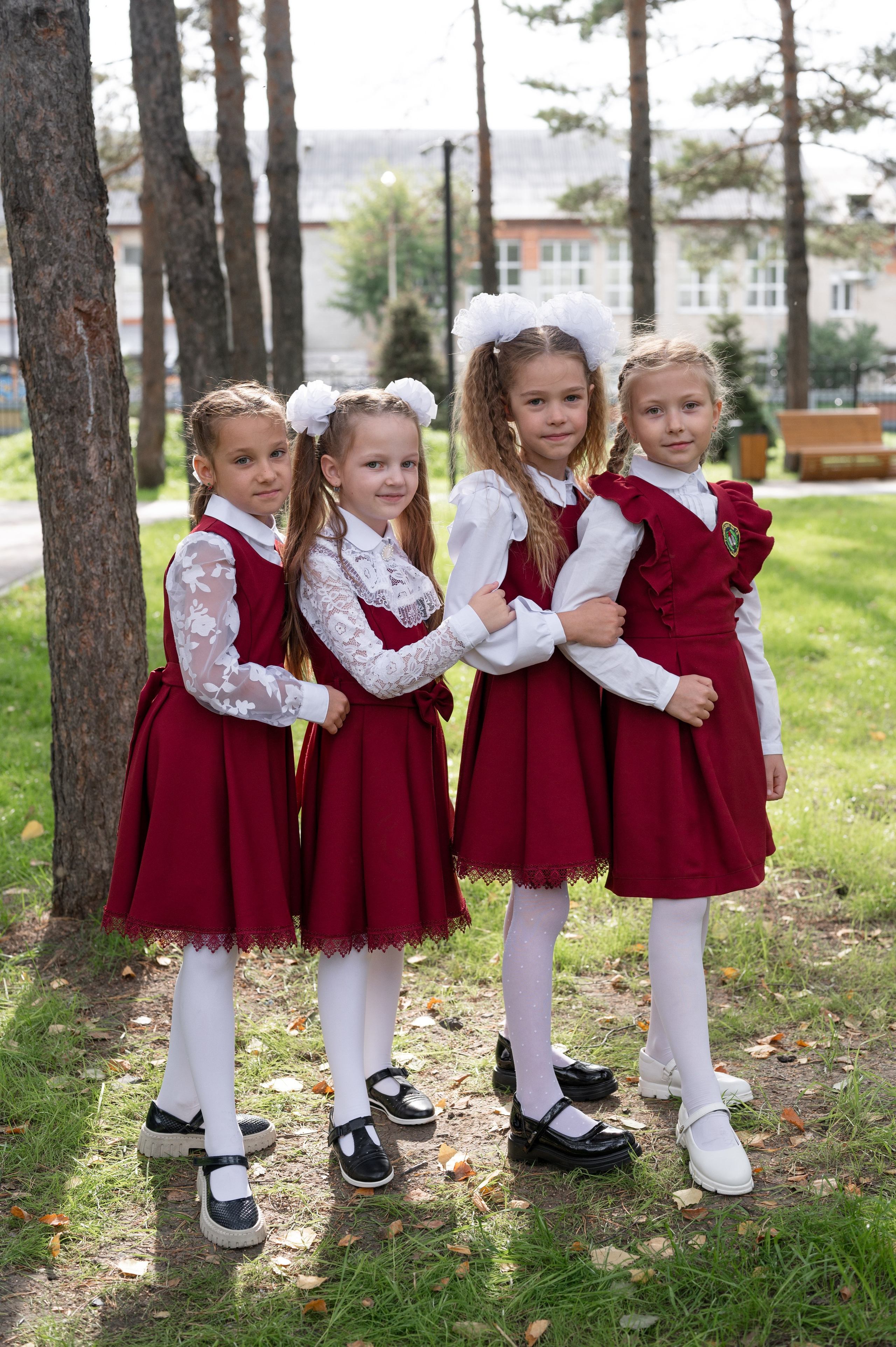 1 сентября 16 гимназия 2 класс (линейка + в классе+ на улице). Фотограф новорожденных, семейный детский в Тюмени Татьяна Морозова