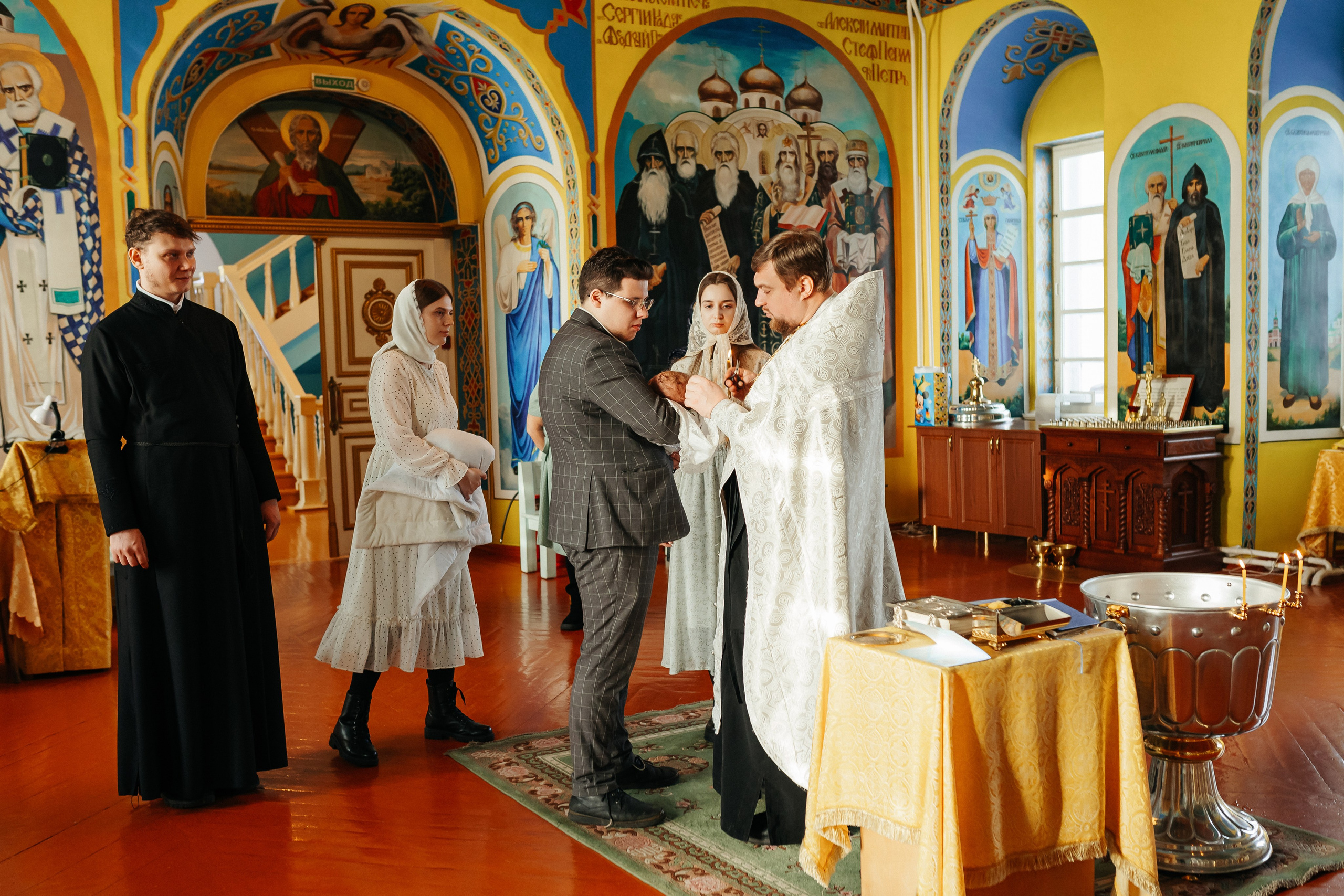 Фотосъемка крещения. Фотограф Ким Наталья в Красноярске