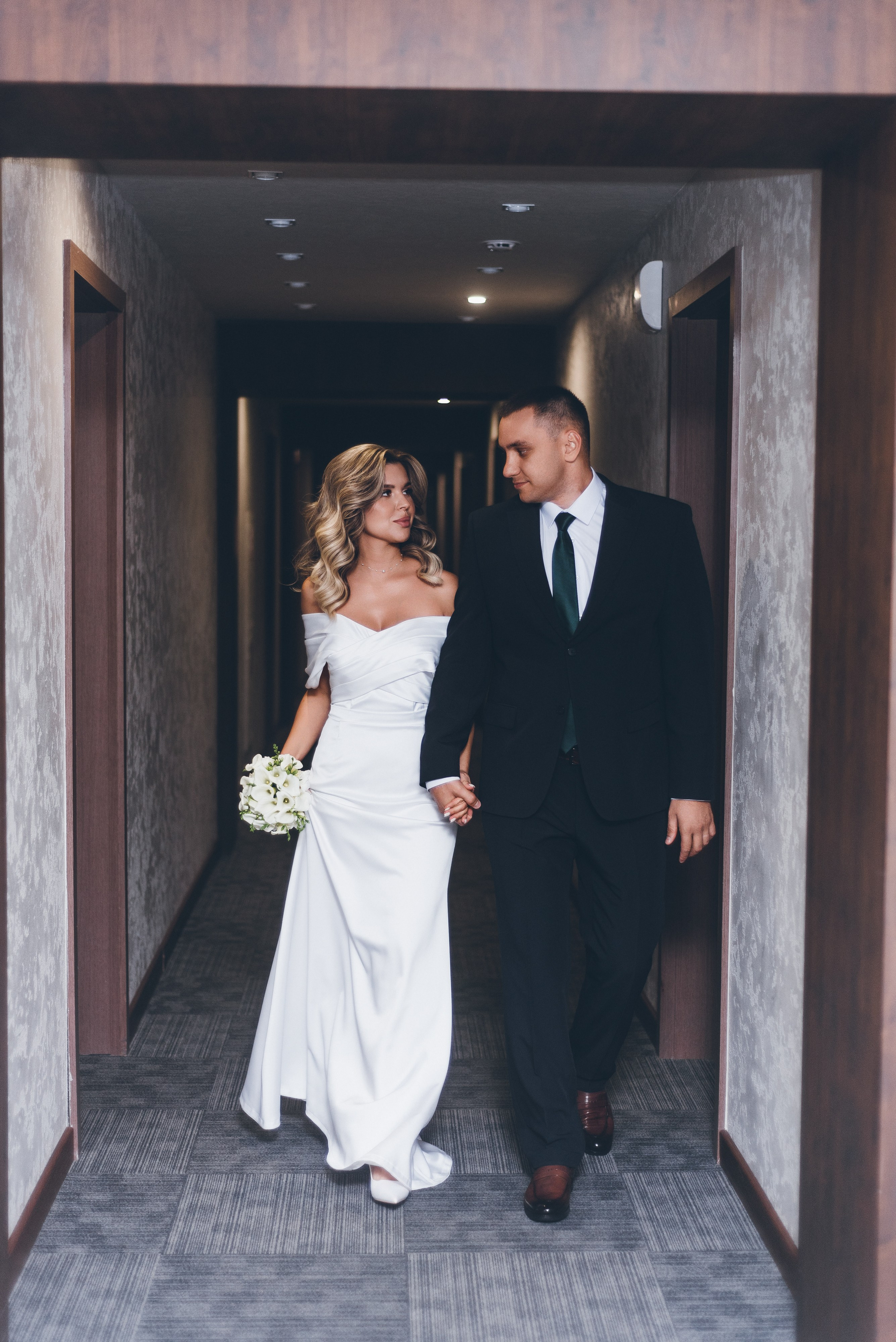 Виталий и Алина. Свадебный фотограф в Москве Лиза Бужинская