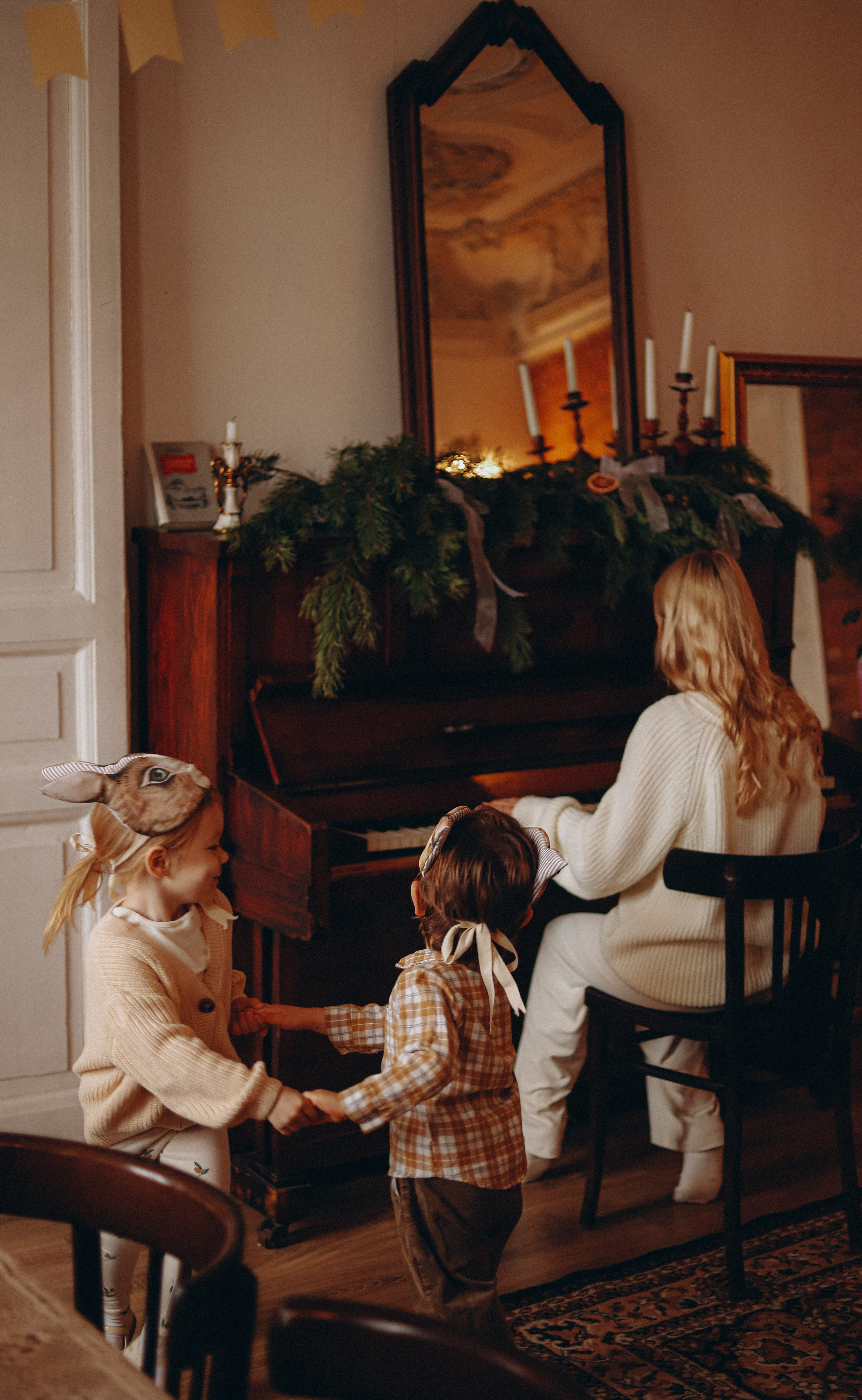 Семейная фотосессия в студии СПб. Услуги