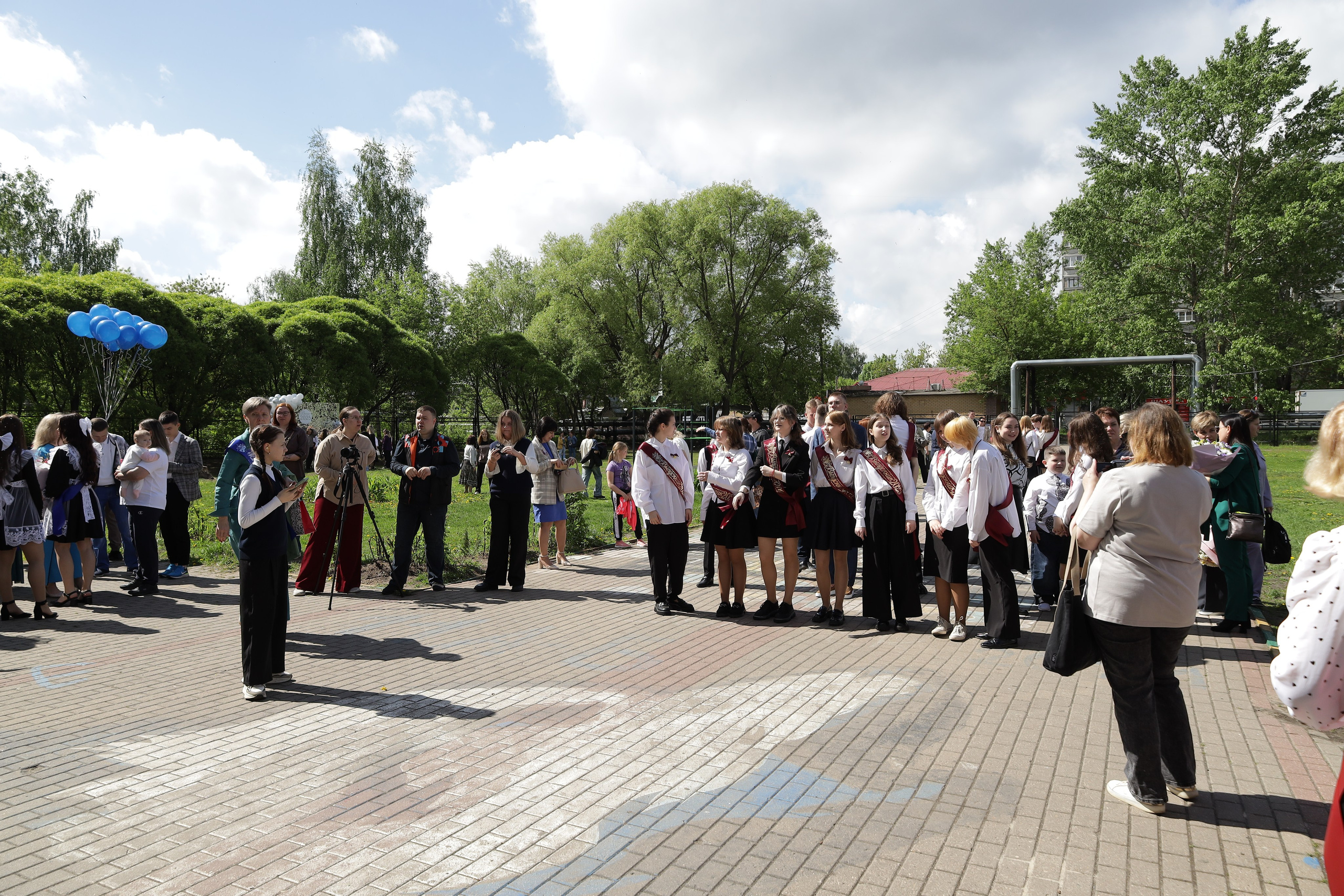 Последний звонок. Фотограф Надршина Лилия