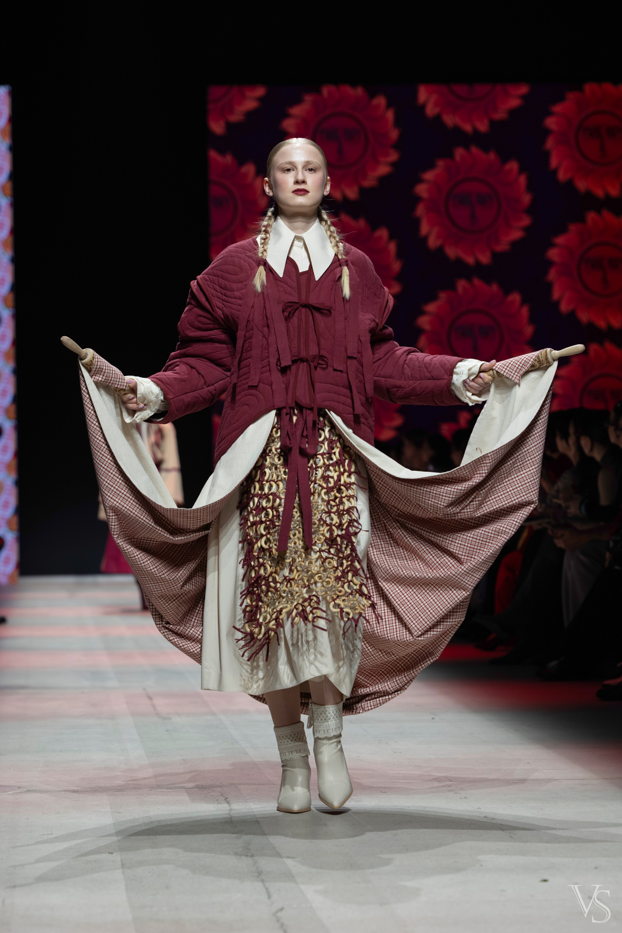 Неделя Российской моды. Манеж. РГУ Косыгина. Фотограф Виктор Степанов