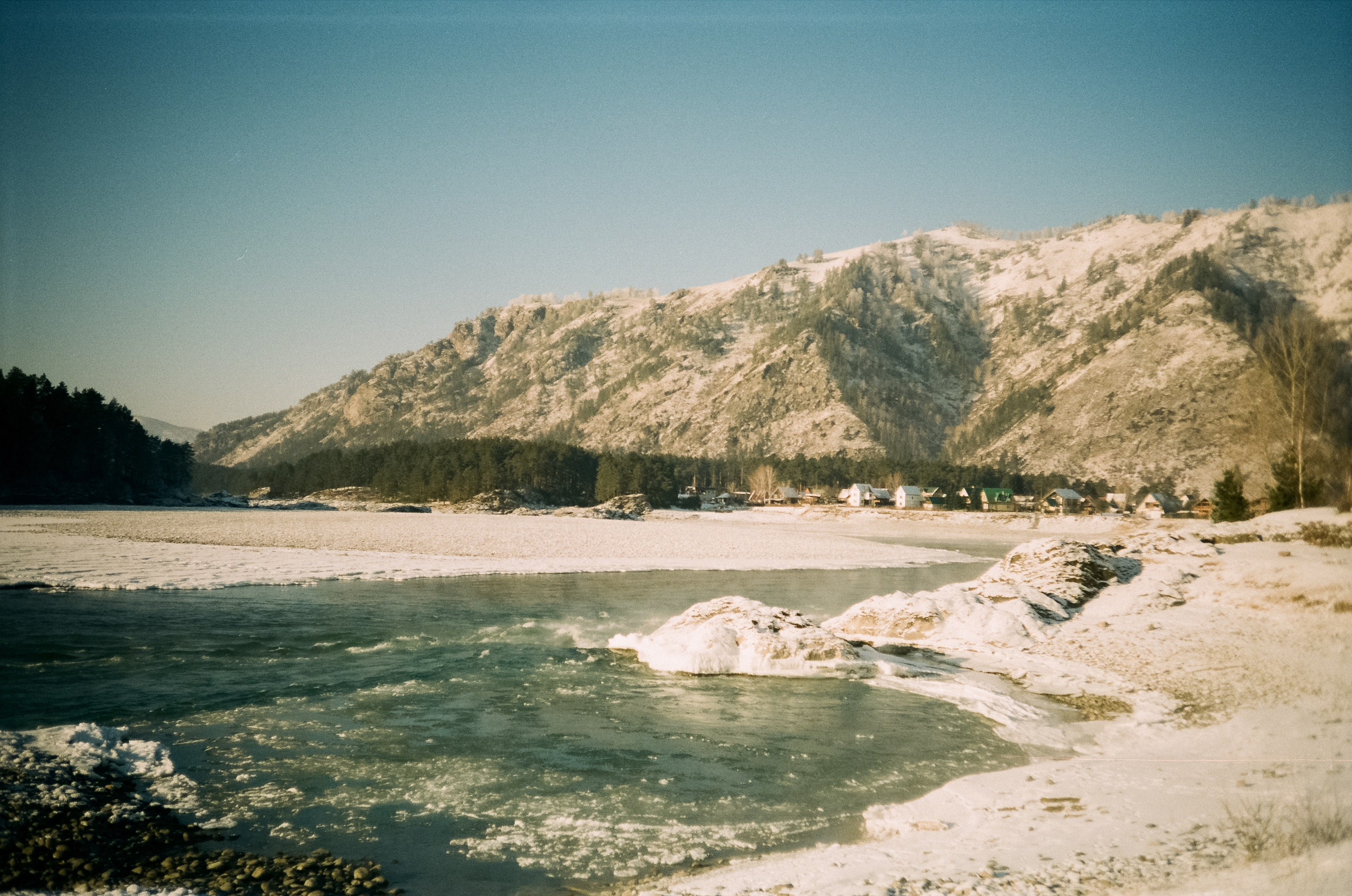 Бережок первый день, мост Бирюзовая Катунь / 10 декабря 2023 года (-25