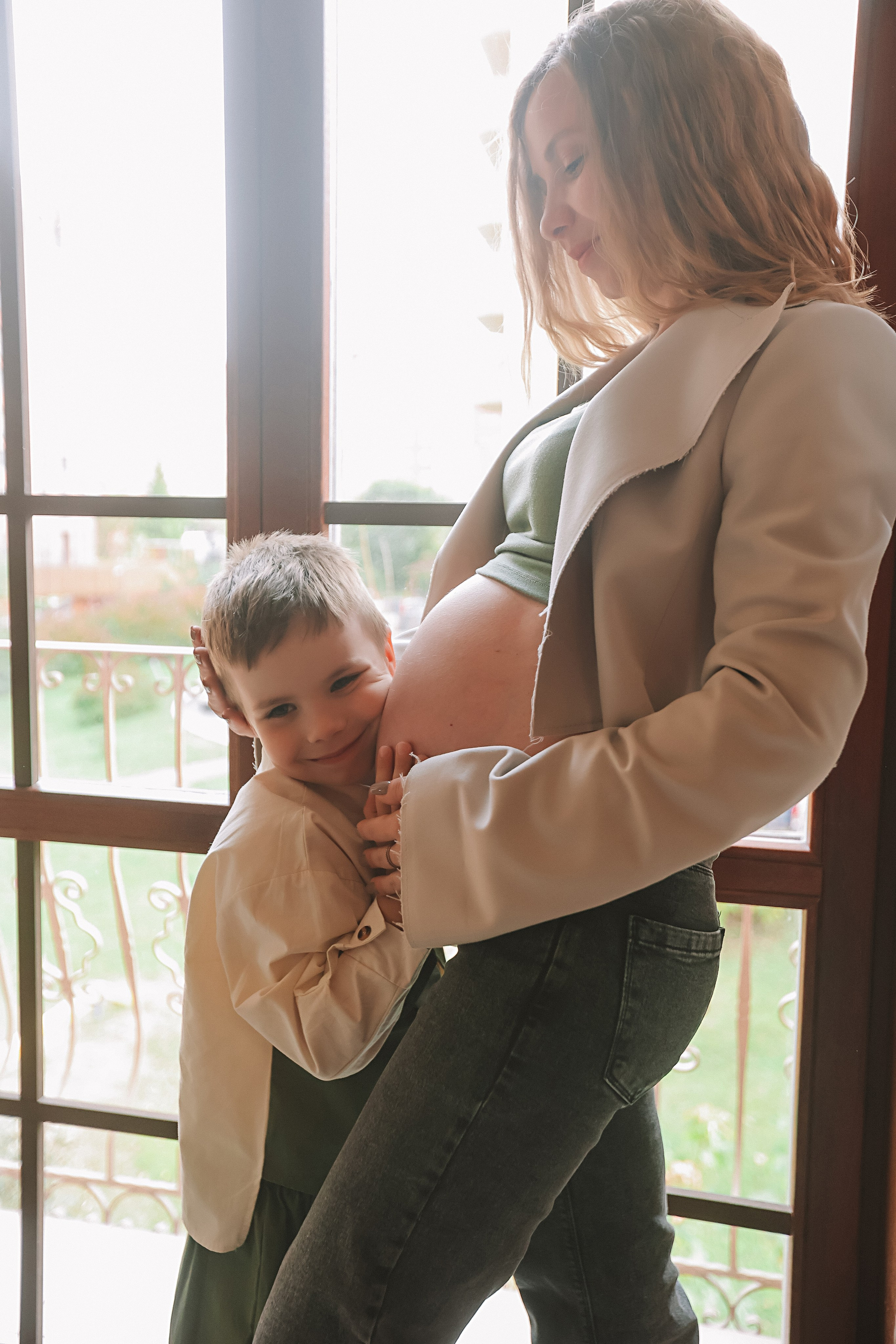 Фататум циклорама и зал. Семейный фотограф Тюмень, фотограф на роды Салмина Мария