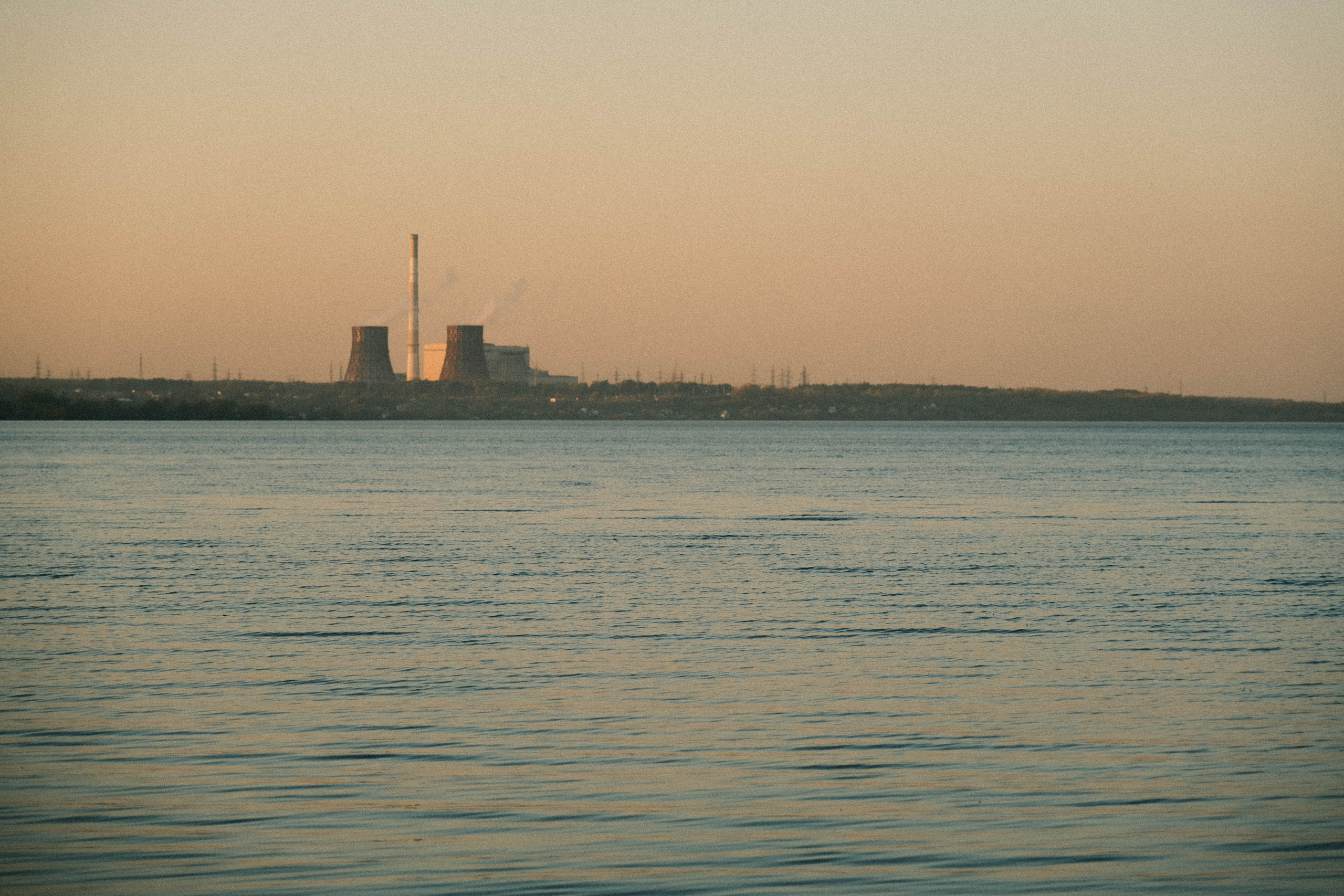 трубы на первом озере. челябинск