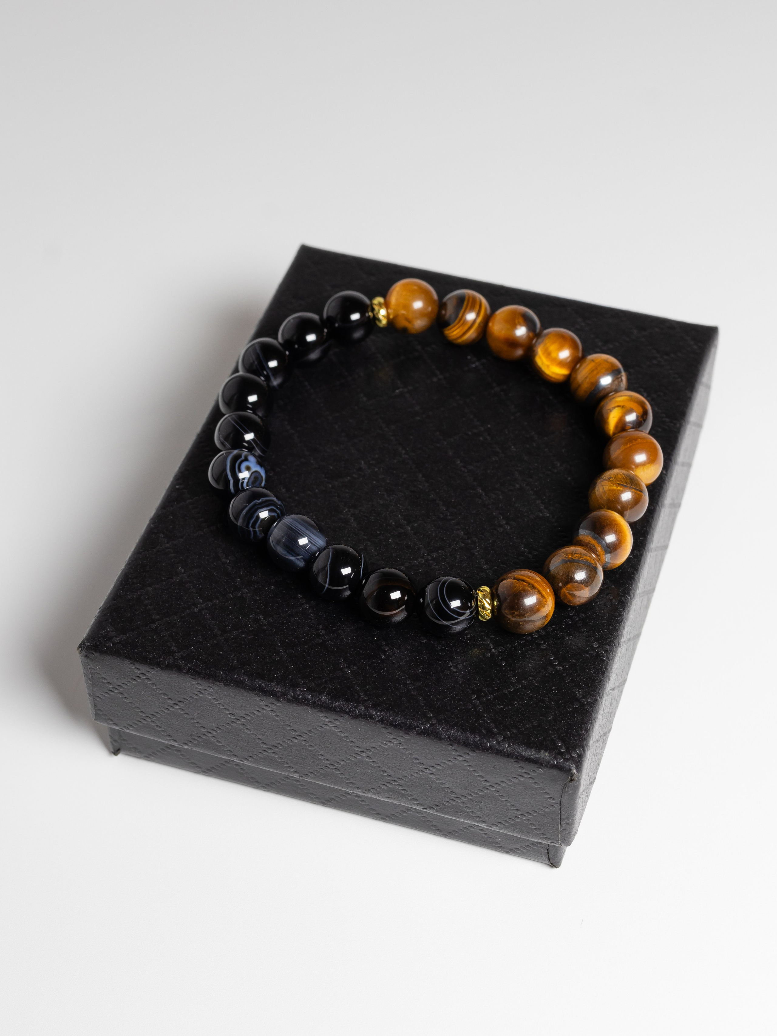 Браслеты камень. Фотограф в Краснодаре Арина Кудряшова