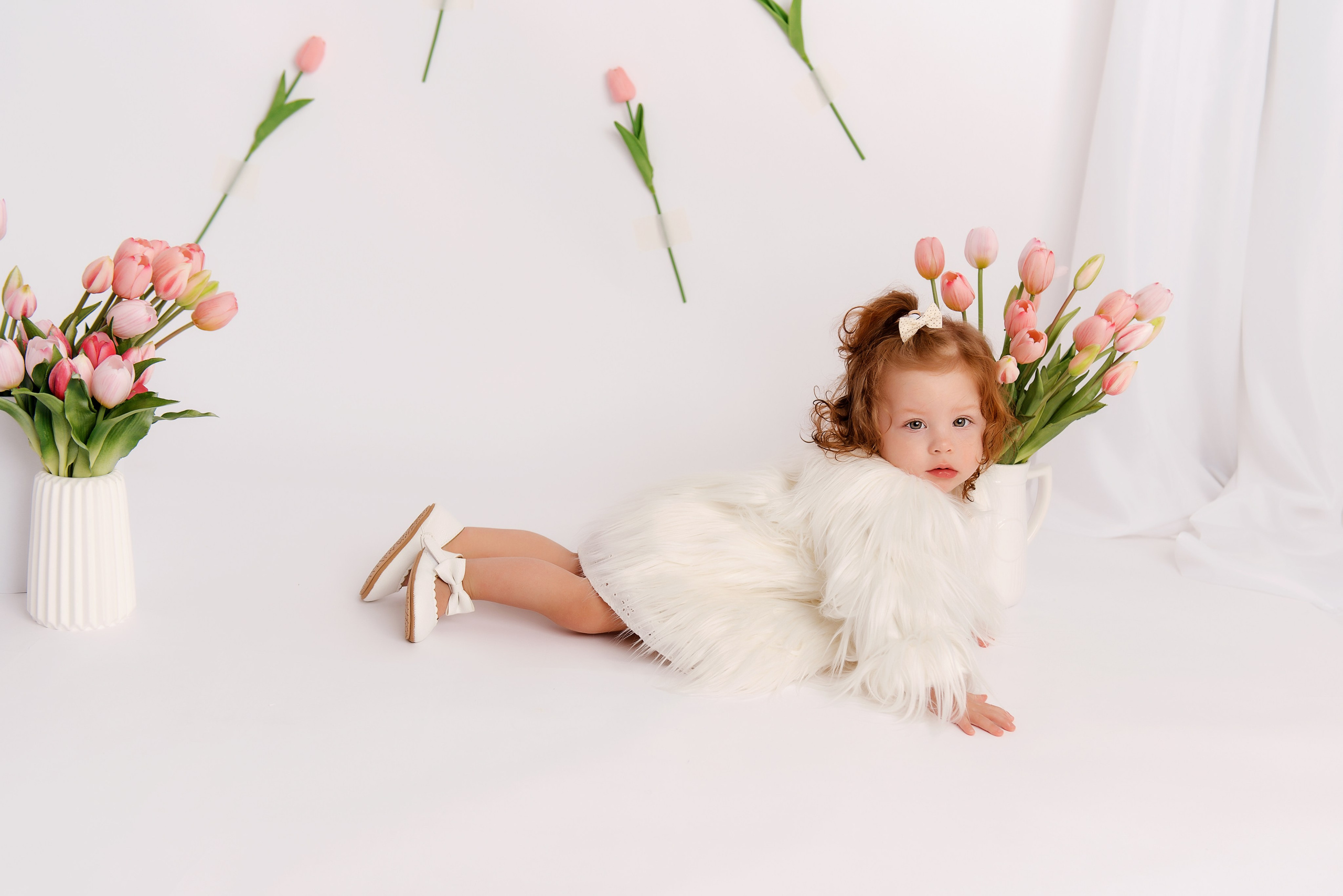 Съёмка с цветами Весенний проект. Детский фотограф в Долгопрудном и Москве