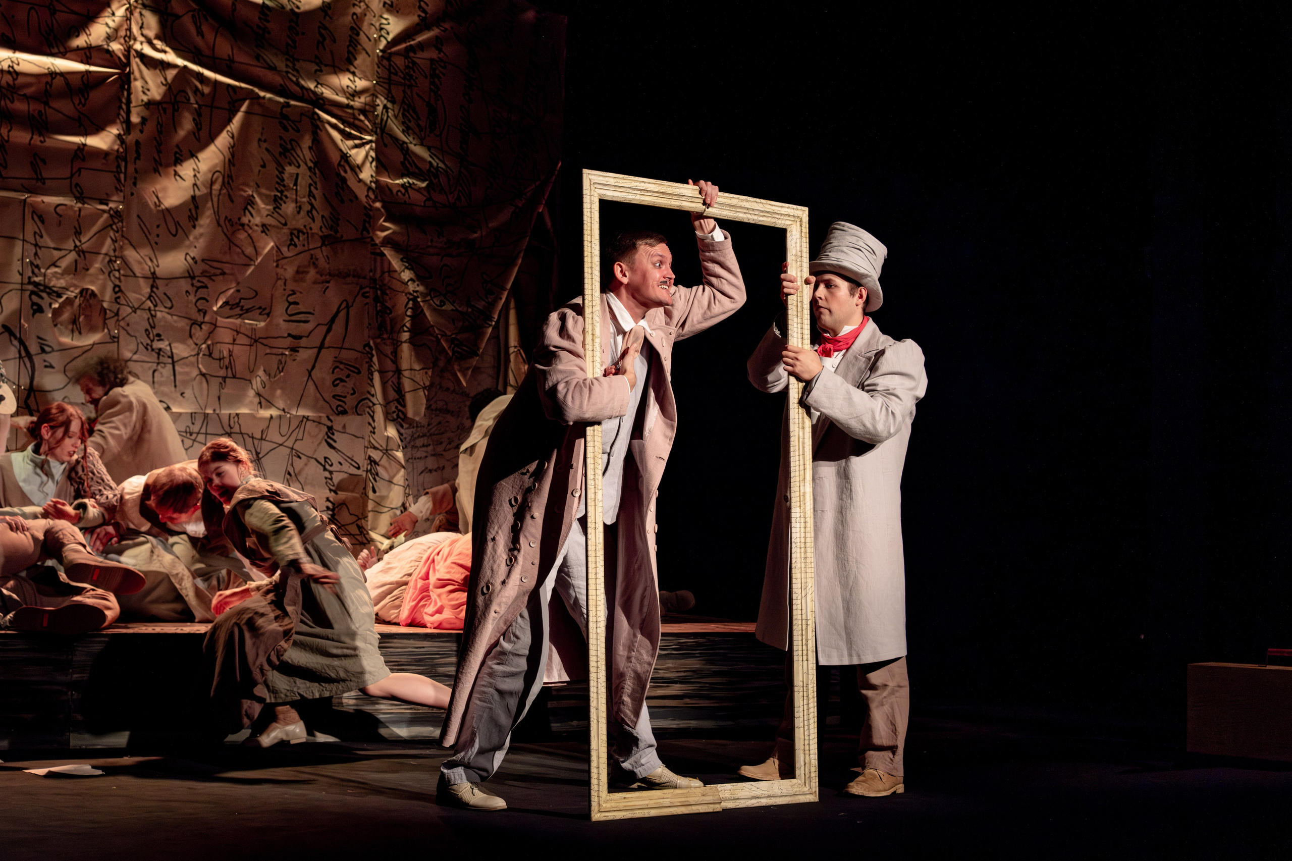 Театр. Фотограф и видеограф в Тюмени Анна Жагорина, ваши фото еще не отдавали так быстро!