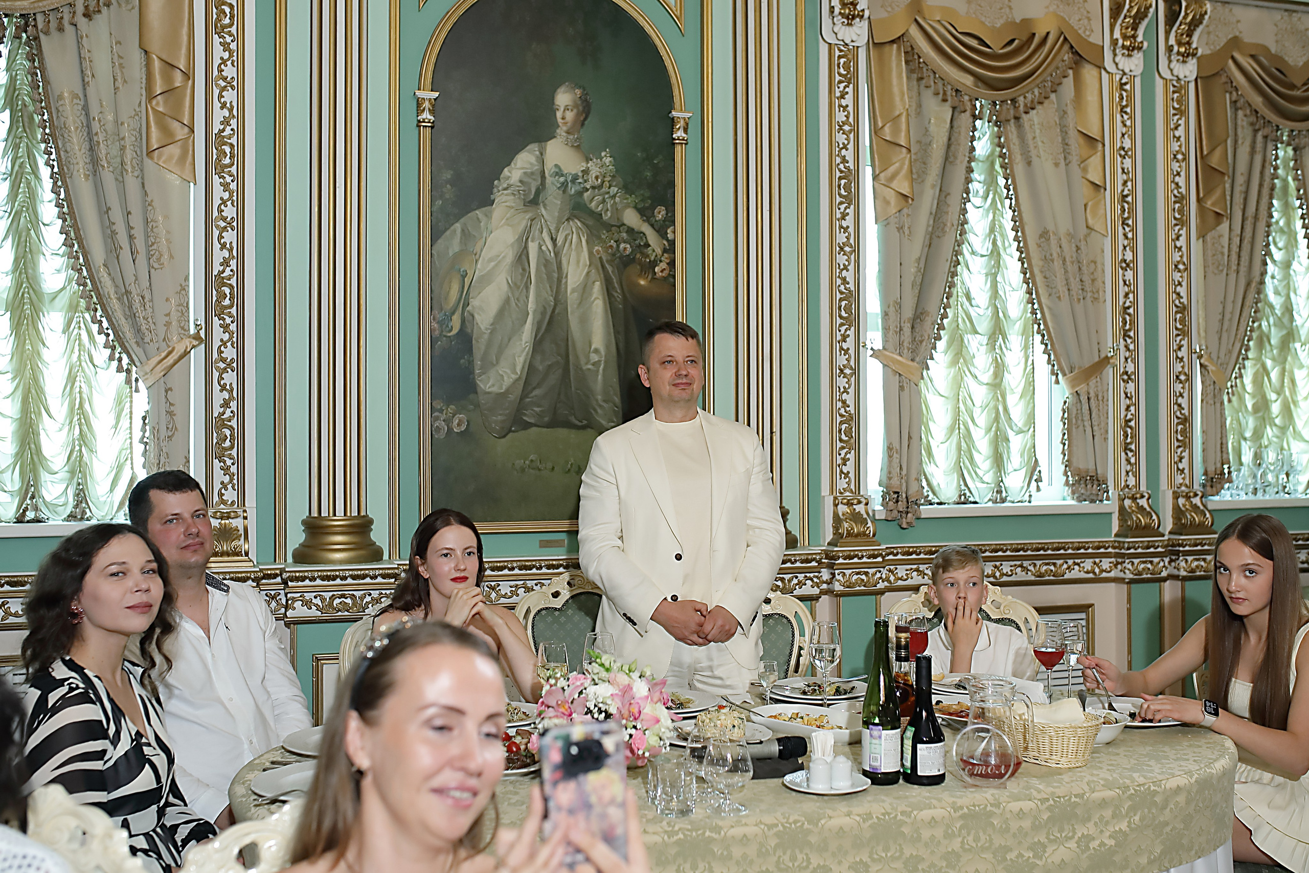 Фотосессия юбилея Александра. Свадебный и семейный фотограф и видеограф в Екатеринбурге Полянские Тимур и Анастасия