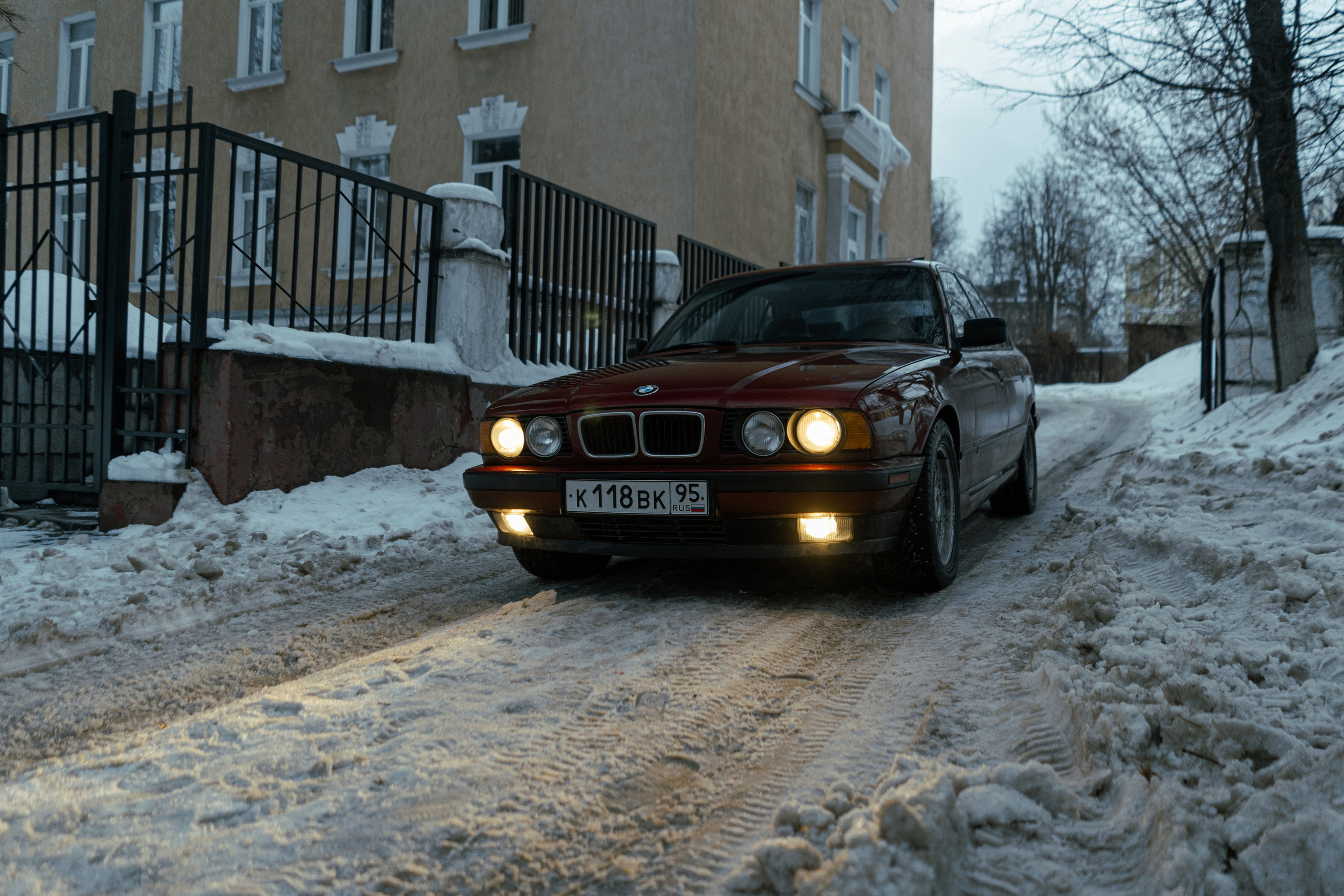 Автомобильная фото-сессия BMW 540i E34 в Калуге