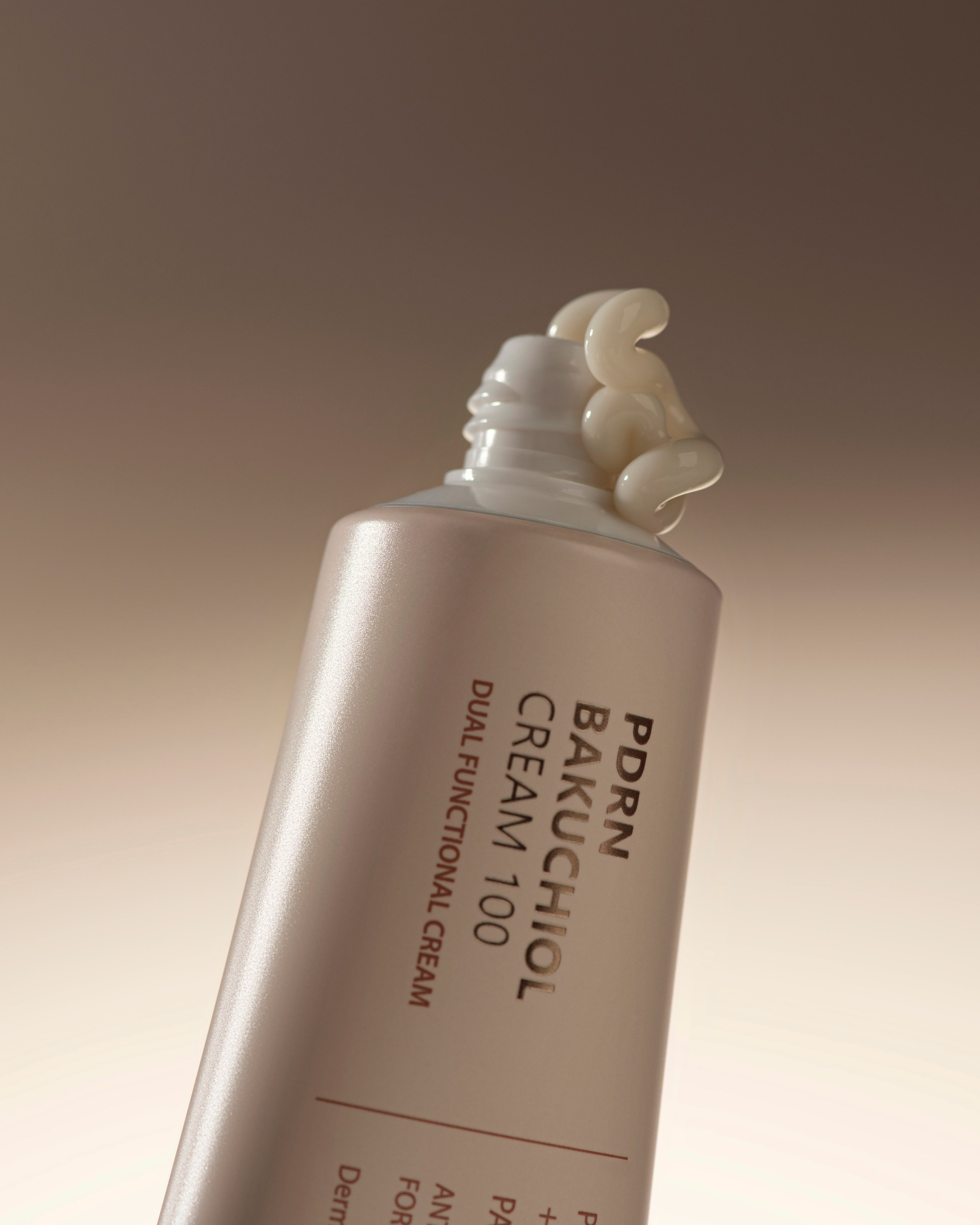 Бьюти (косметика, уход, аксессуары). Предметная фотография