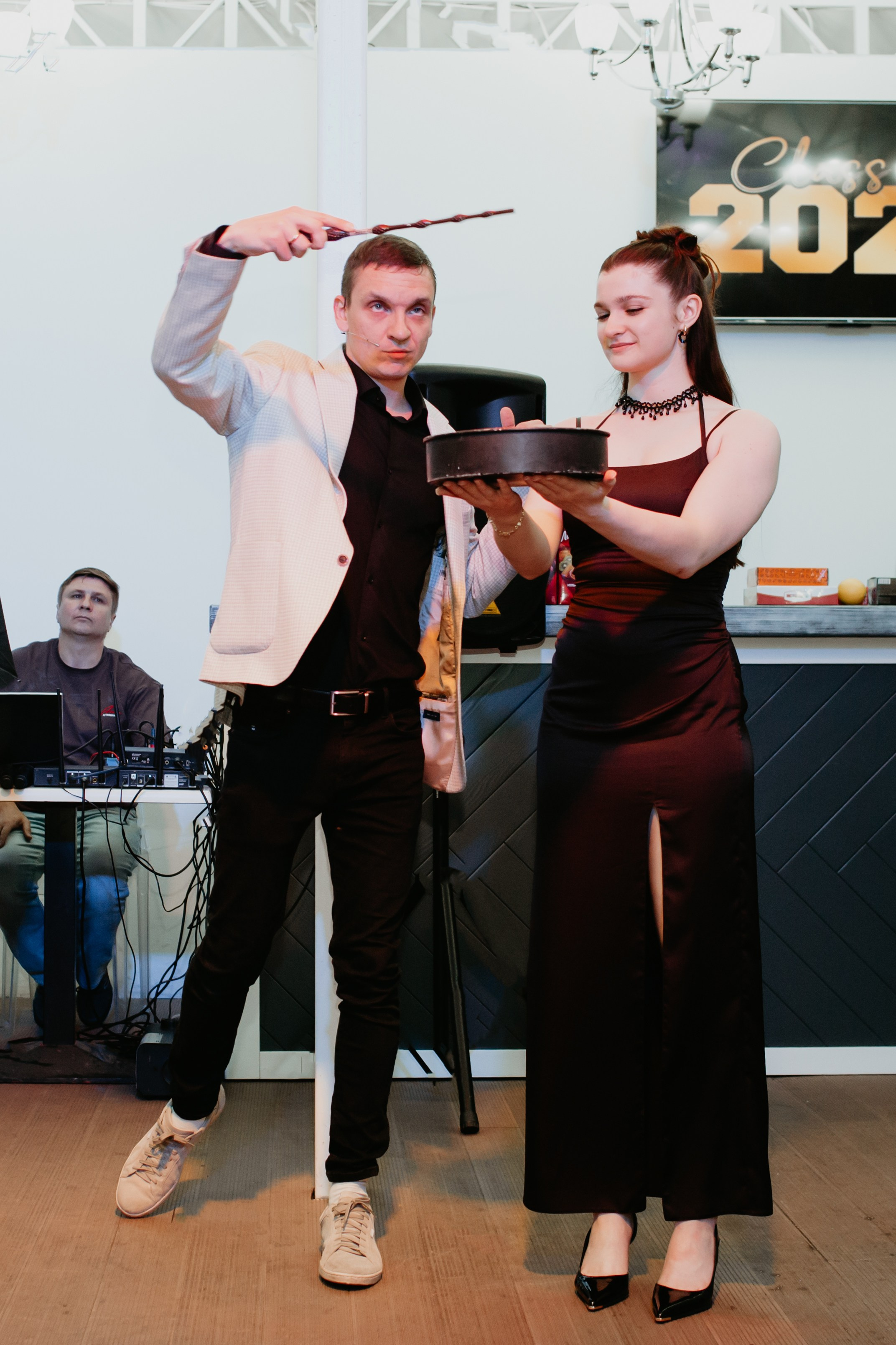 Выпускной 2025 (41 школа) 11 класс. Фотограф в Челябинске Ополихина Анна