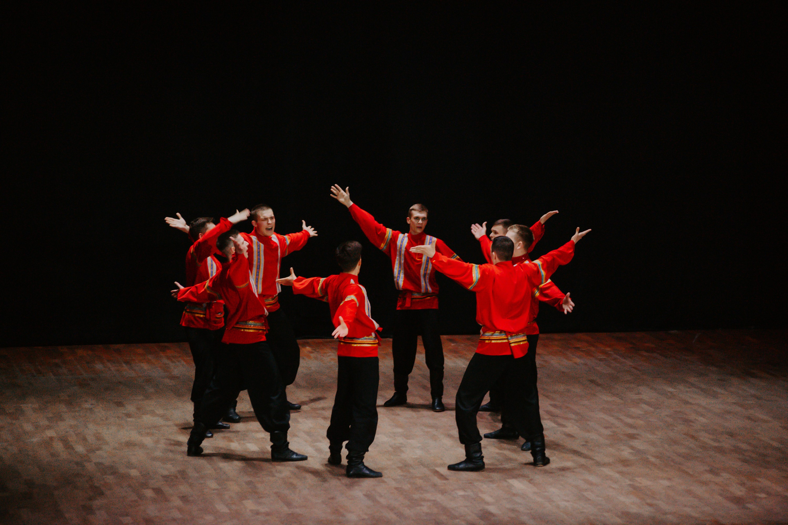 «Уральский сувенир». Концерт танцевальной студии. Фотограф в Челябинске Ополихина Анна