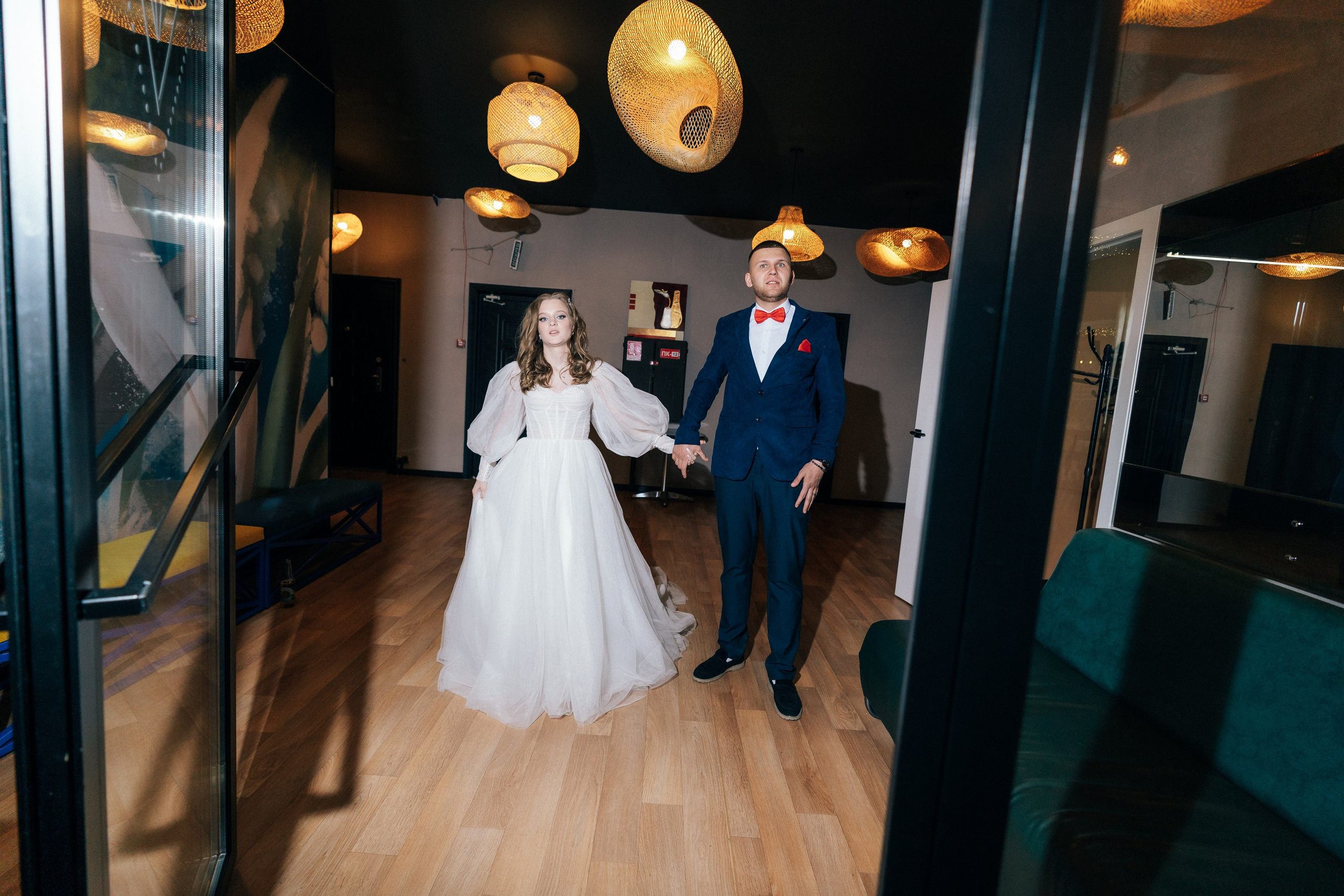 Красный кабриолет. Фотограф Ангарск Иркутск Ксения Король