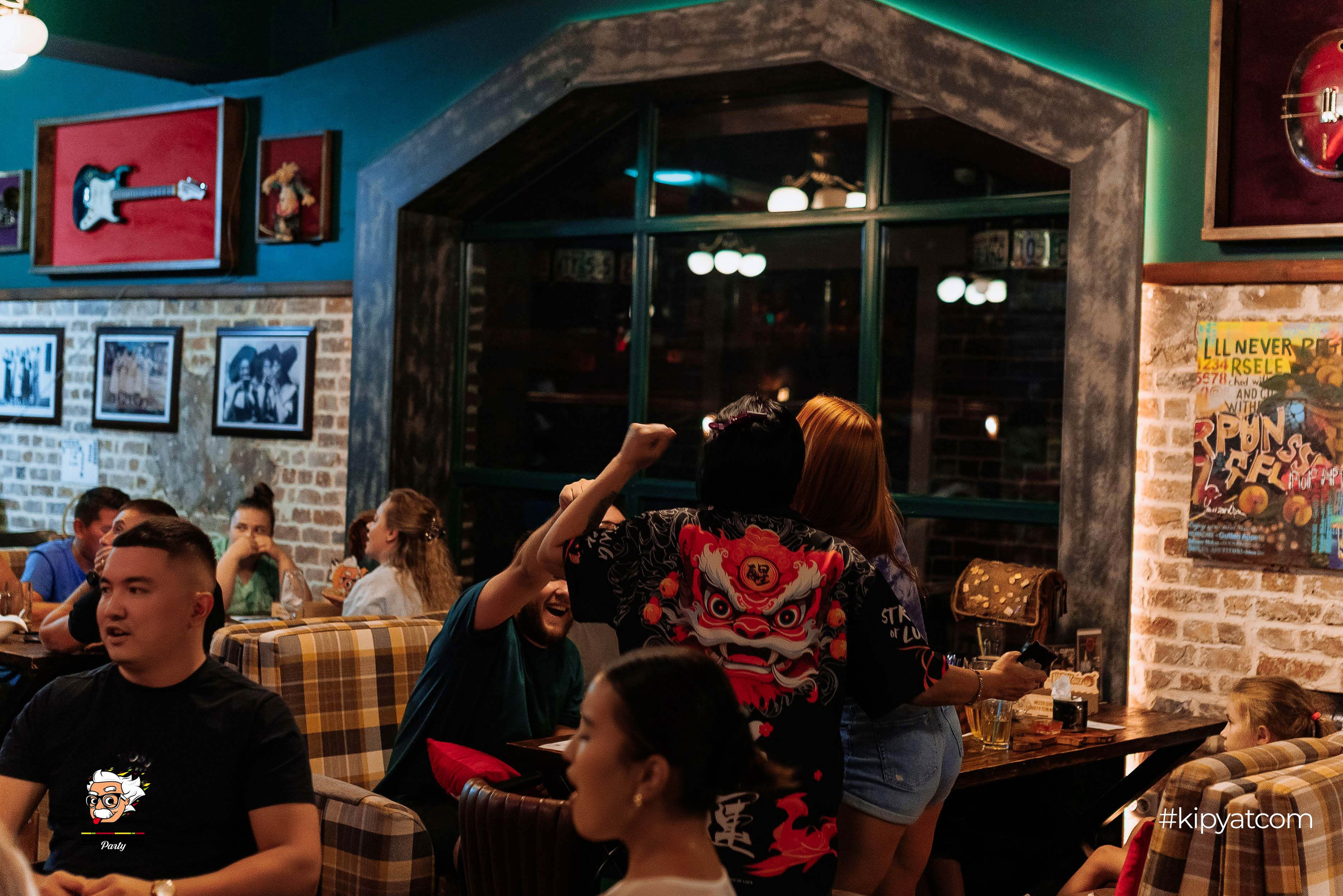 Эйнштейн Party