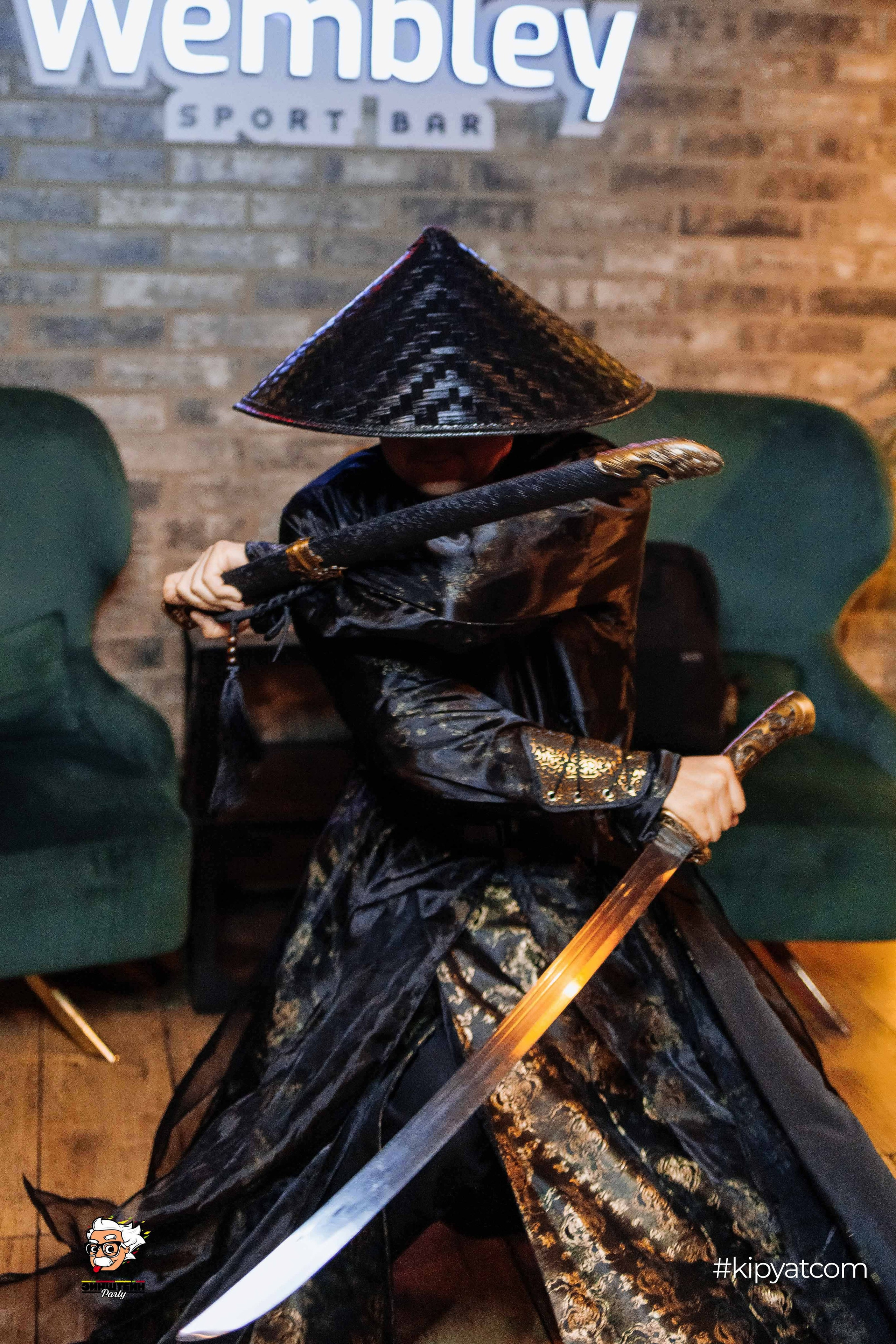 Эйнштейн Party