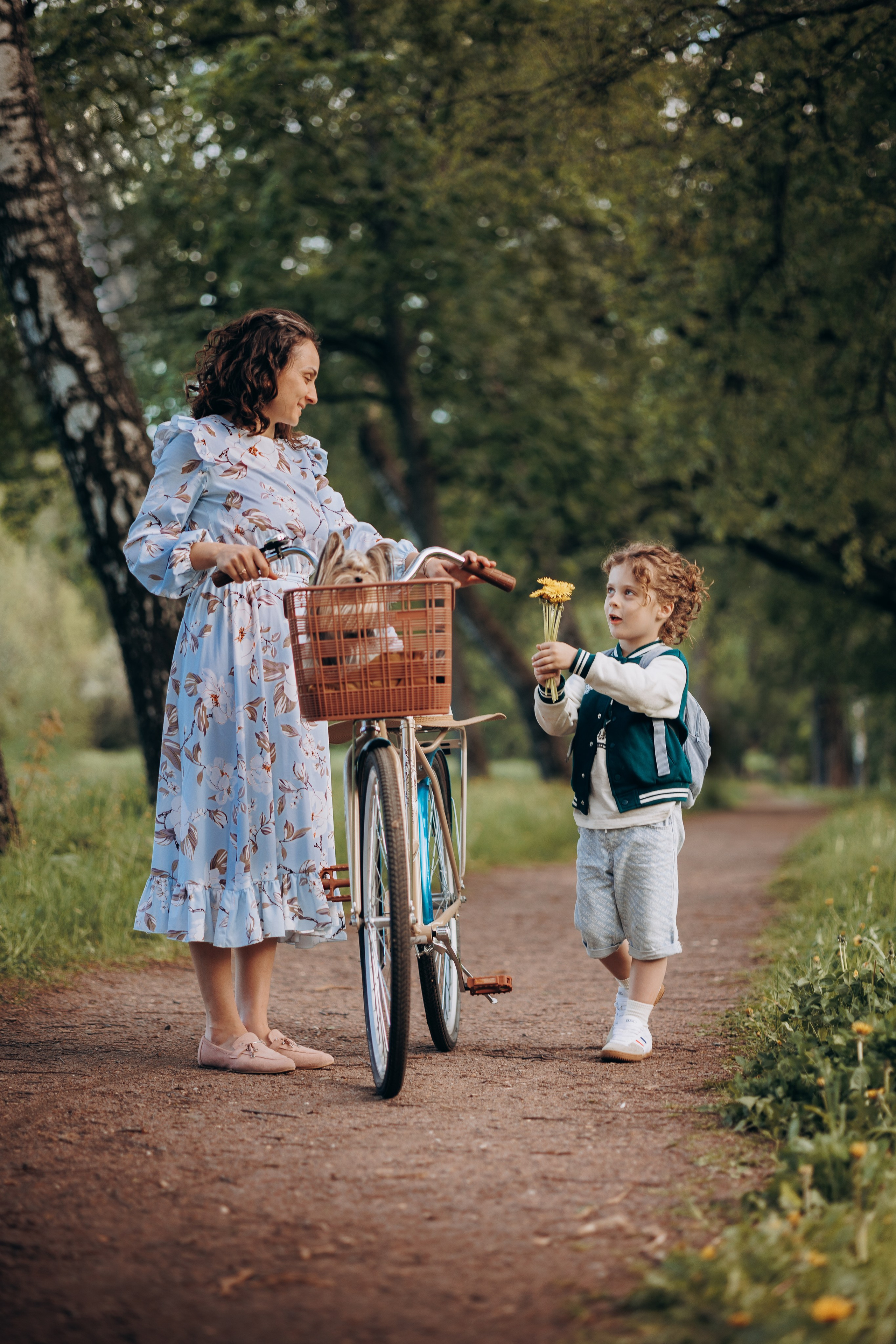 Прогулка с Юлией и Сэми в Ленинских горках. Семейный, женский фотограф Москве Лиза Лутцева