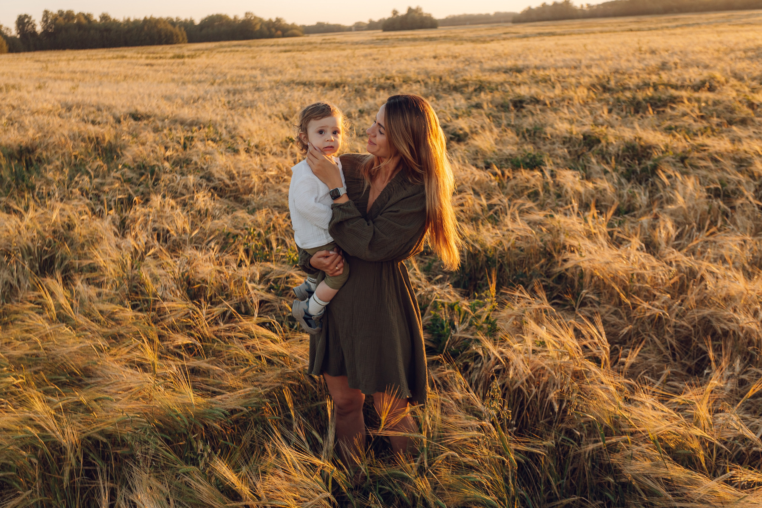 Поле. Семейный и художественный фотограф в Тюмени Юлия Логинова