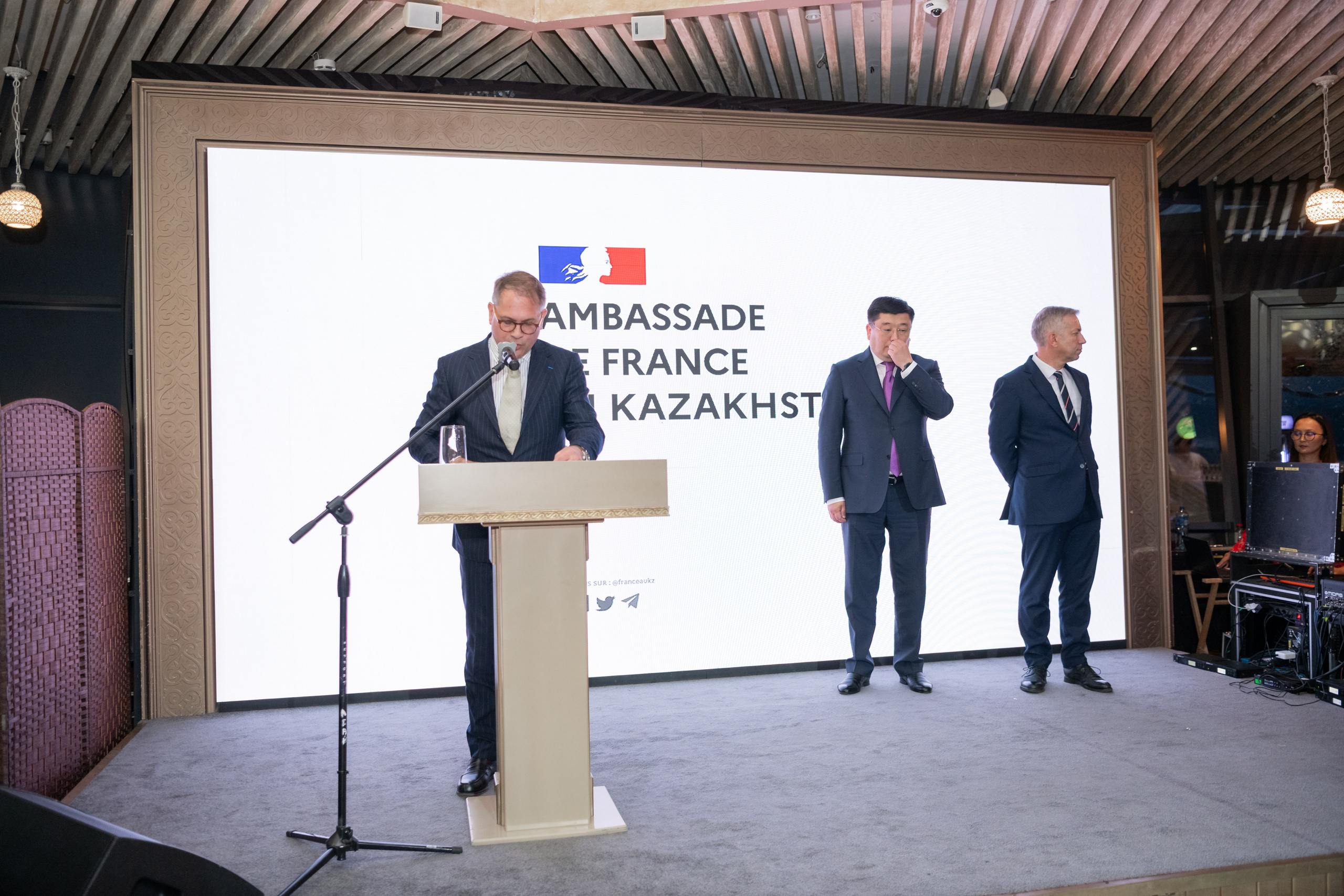 France. Фотограф Астана, Алматы