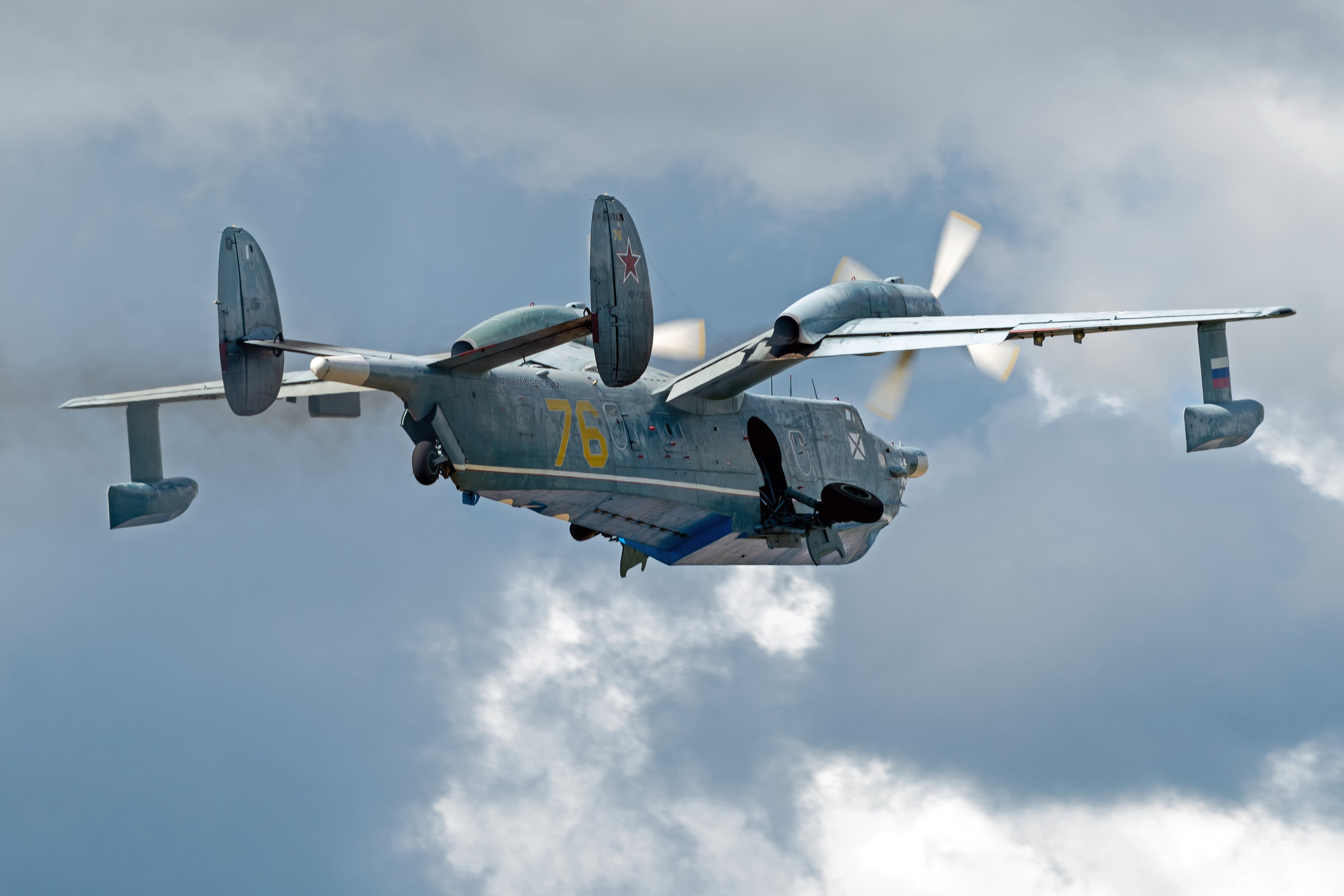 Авиация: самолеты, вертолеты, небесные зарисовки. От прошлого к будущему авиации через фотографию