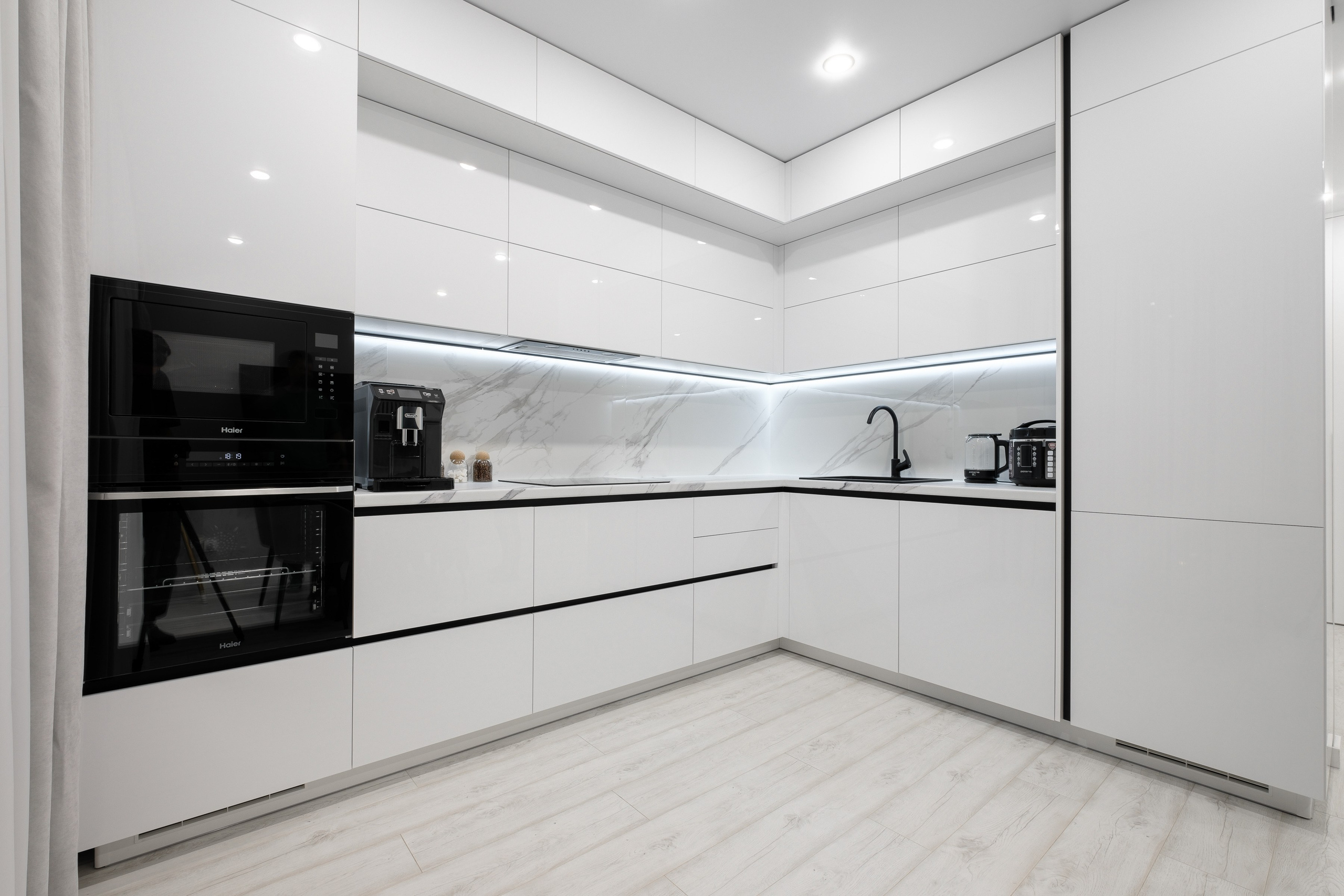 Корпусная мебель «АБ Мебель». Интерьерный фотограф и видеограф в Санкт-Петербурге Вадим Балбашевский