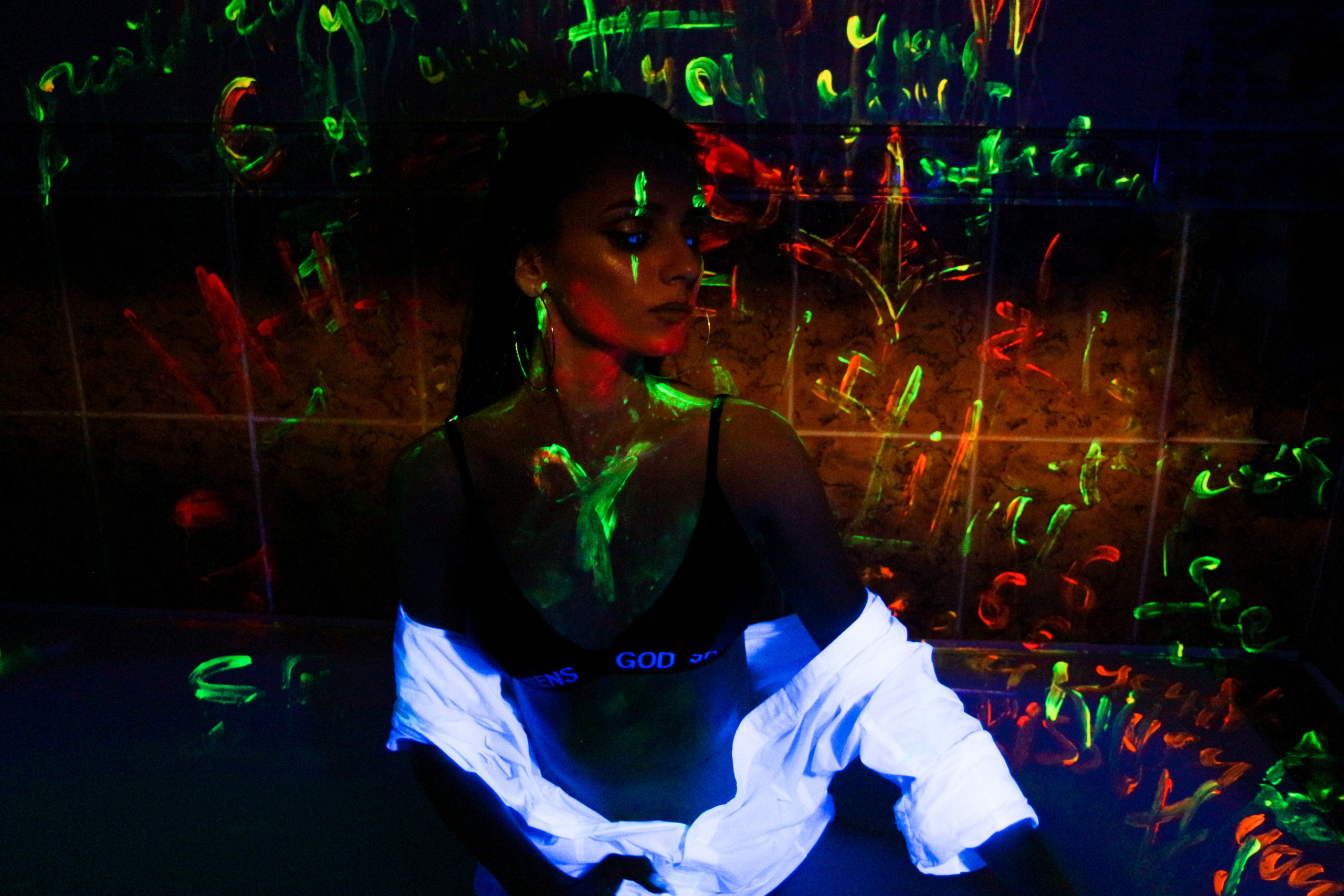 Неон. Фотограф Аникеева Алина, Рязань/Москва