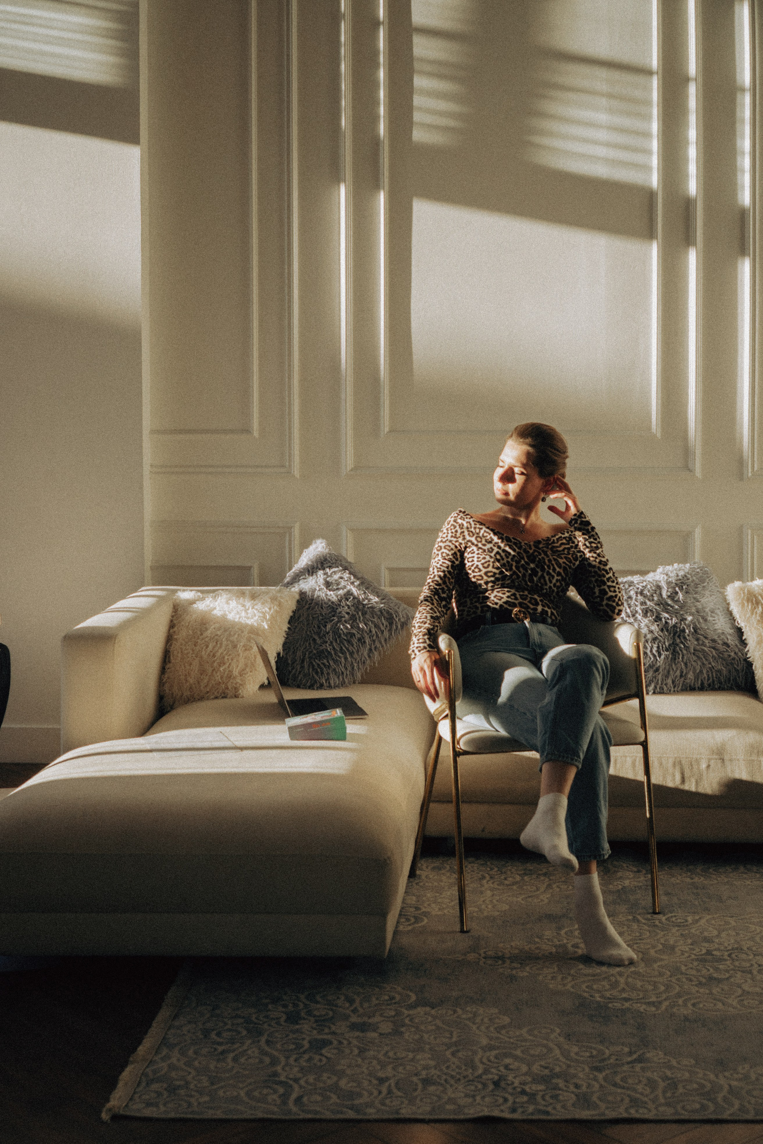 ФОТОСЕСИИЯ В СТУДИИ ДЛЯ ДЕВУШКИ ПСИХОЛОГА. Профессиональный фотограф, Санкт-Петербург — Виктория Богомолова