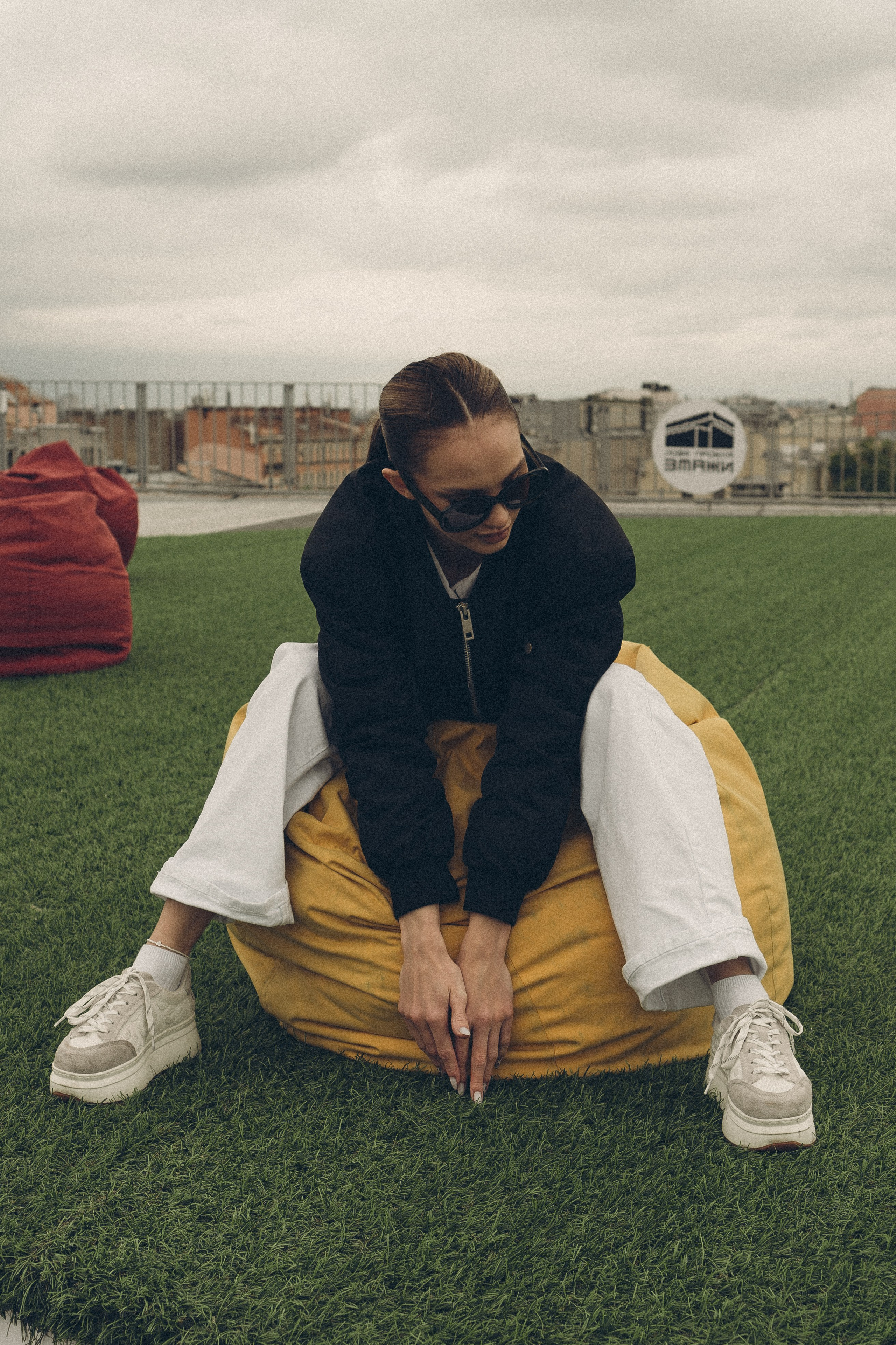 МЫ ГУЛЯЛИ ПРО КРЫШАМ ПИТЕРА. Профессиональный фотограф, Санкт-Петербург — Виктория Богомолова