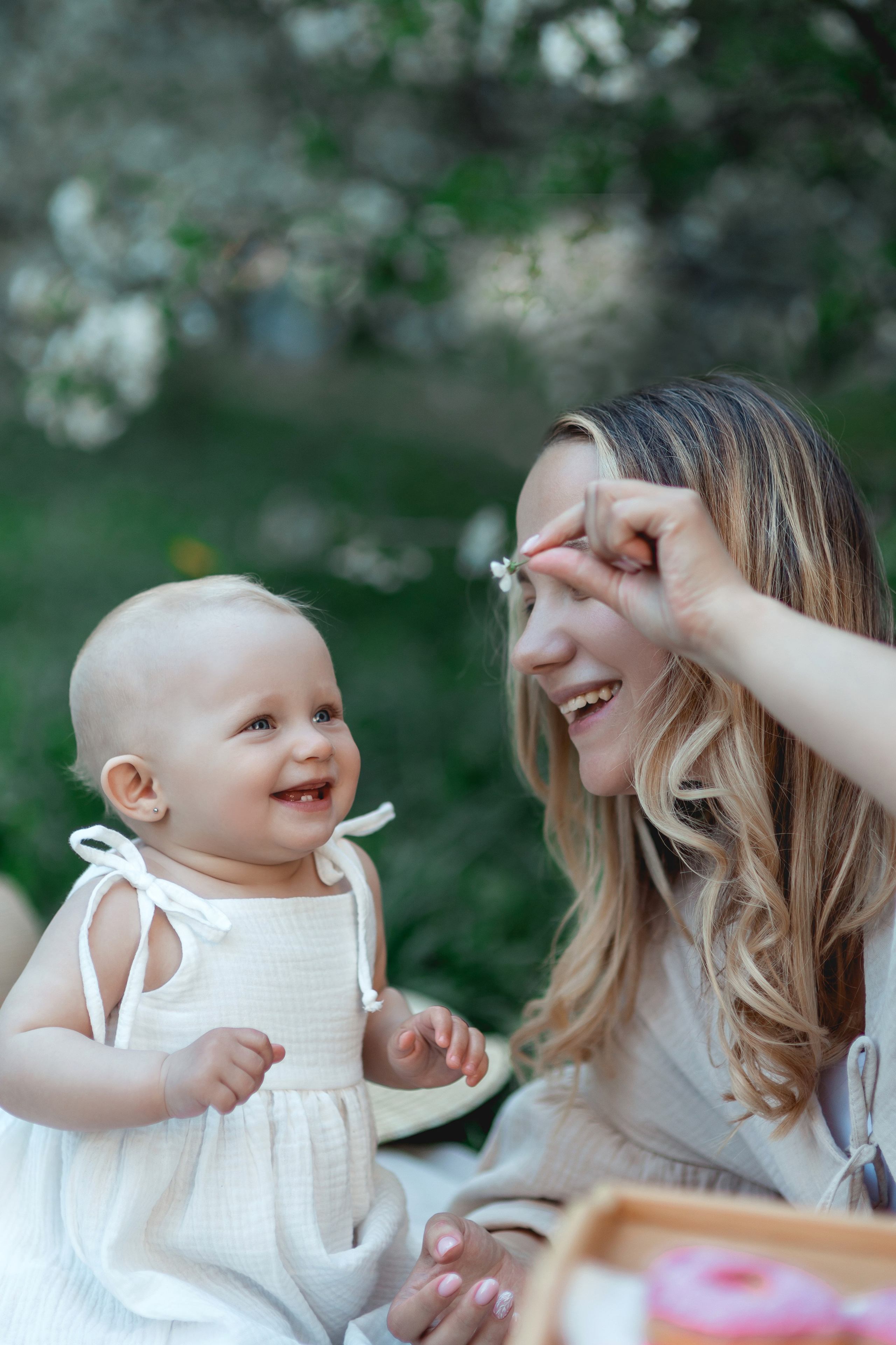 Ксения и Лиза. Главная