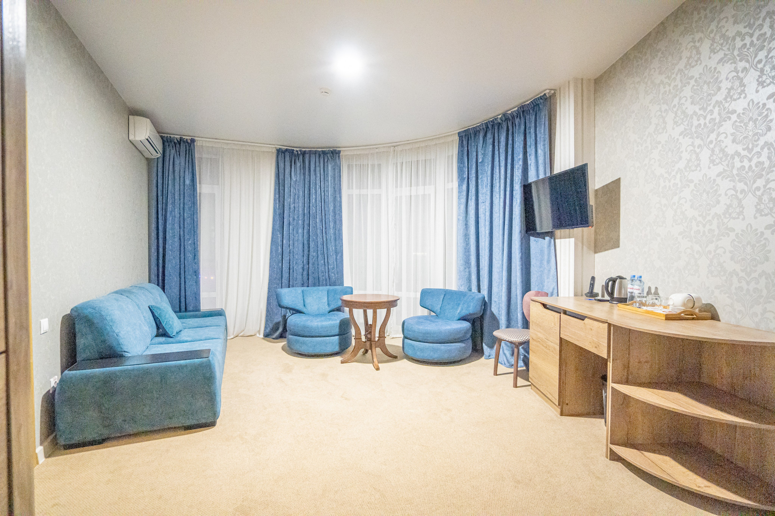 Интерьерная фотосъемка премиальных отелей Dream Hotel в Краснодаре и Анапе Профессиональная фотосъемка интерьеров отелей Dream Hotel: Красно. Шедевры для Вас! Фотограф и Видеограф в Краснодаре Пахиев Руслан