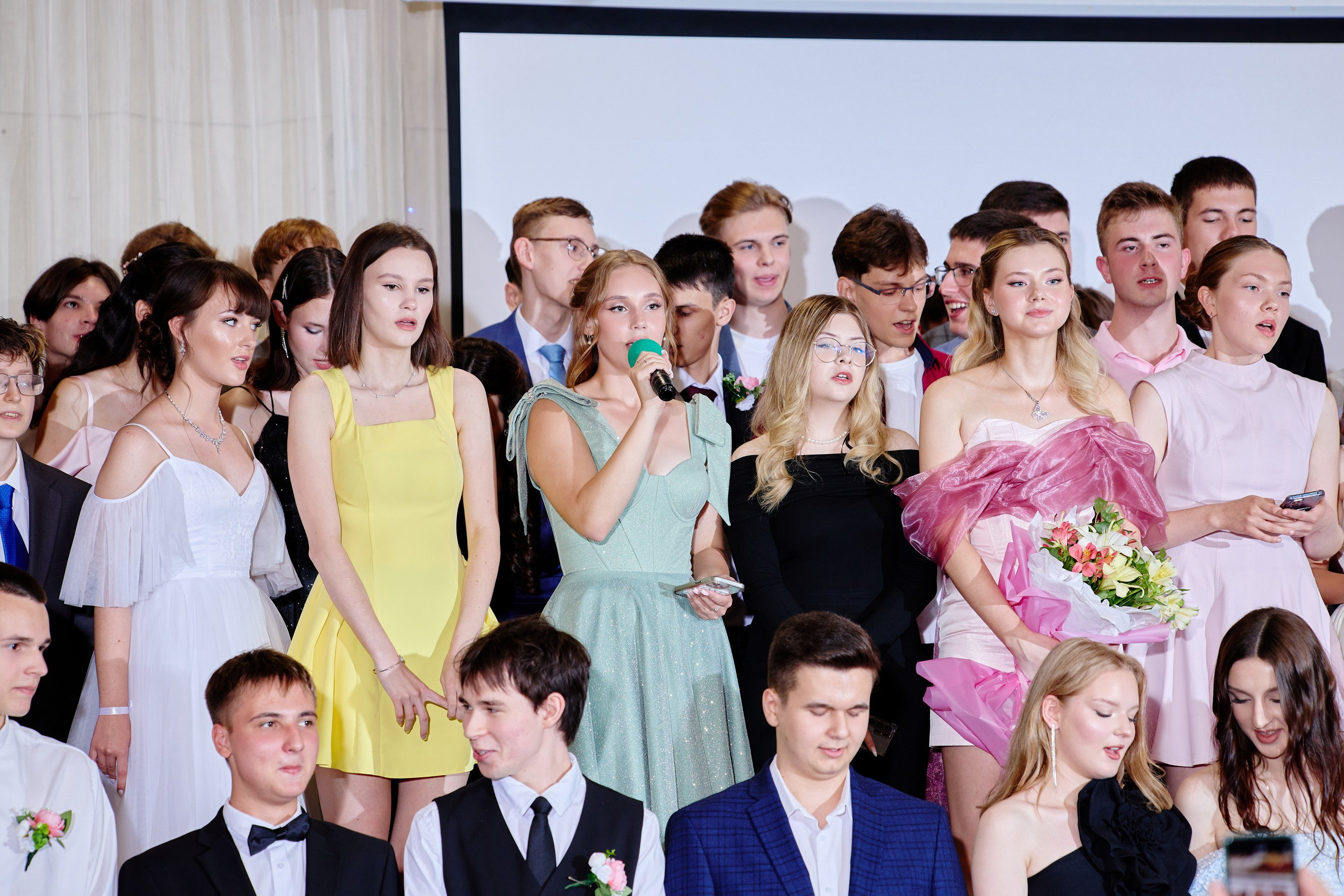 Выпускной 35 Сош. Фотограф Выпускные альбомы Таганрог Сергей Коробченко