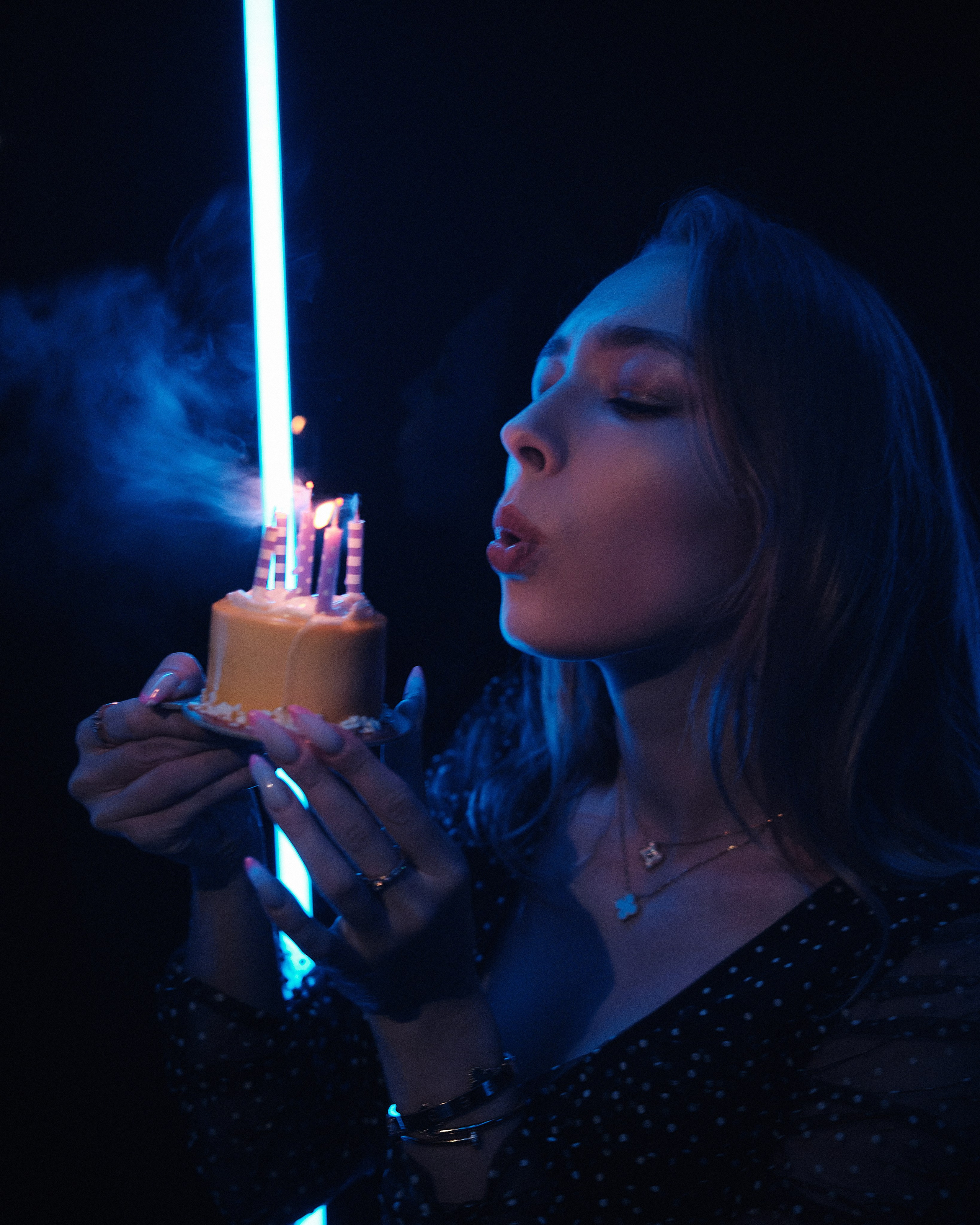 KOMUKOTA. NOIZOMAX Художественный фотограф в Дубай