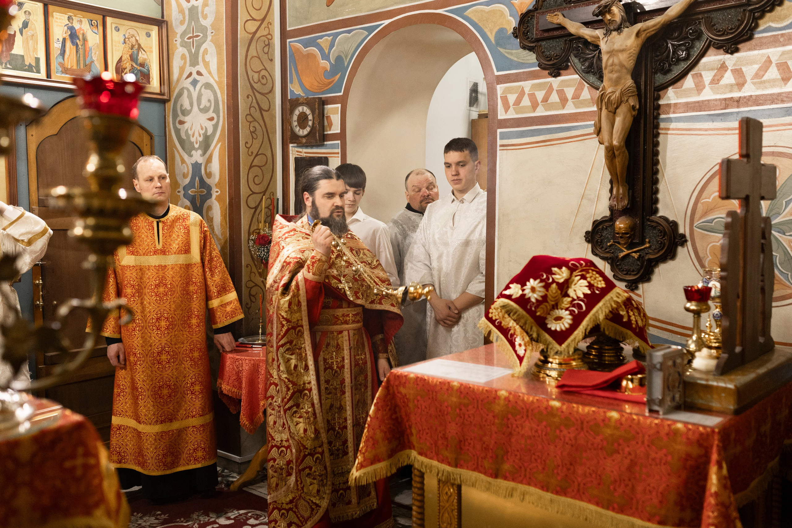 Пасха Господня. ТОП Фотограф на Крещение и Венчание Железногорск Алексей Мещеряков